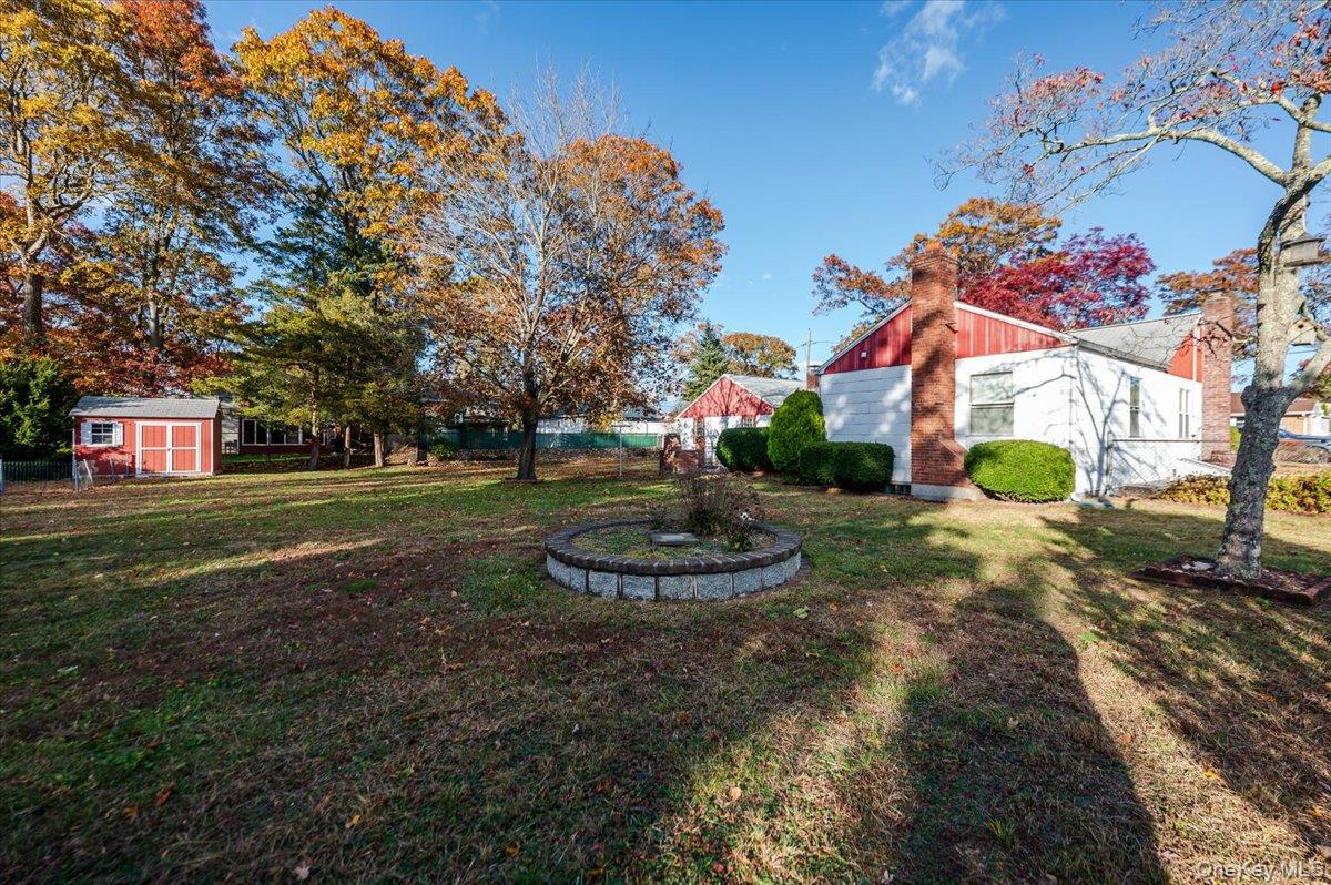 Ronkonkoma, New York, 11779, United States, 3 Bedrooms Bedrooms, ,1 BathroomBathrooms,Residential,For Sale,1991403