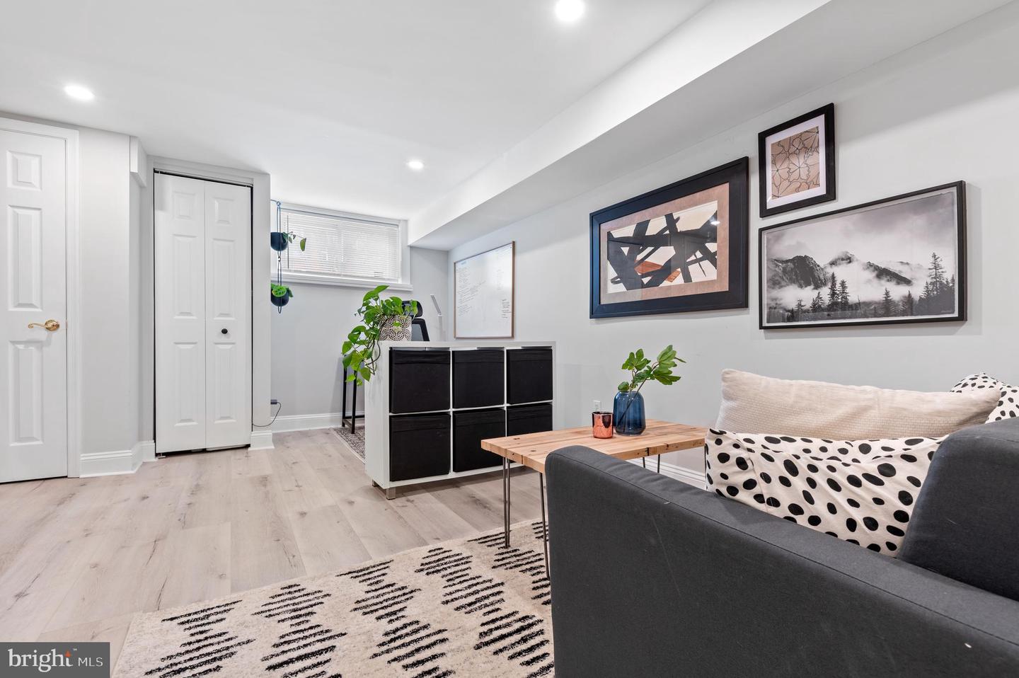 Baltimore, Maryland, 21224, United States, 3 Bedrooms Bedrooms, ,3 BathroomsBathrooms,Residential,For Sale,1939633