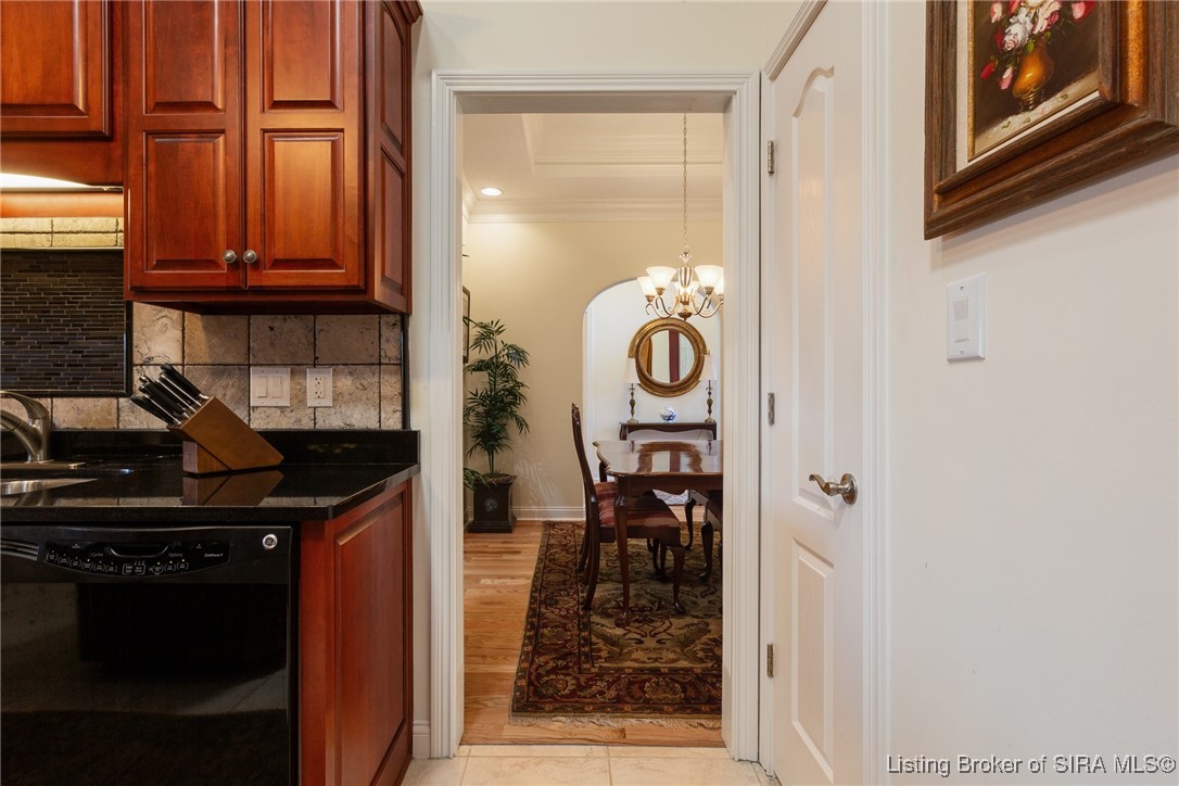 Jeffersonville, Indiana, 47130, United States, 3 Bedrooms Bedrooms, ,2 BathroomsBathrooms,Residential,For Sale,1752485