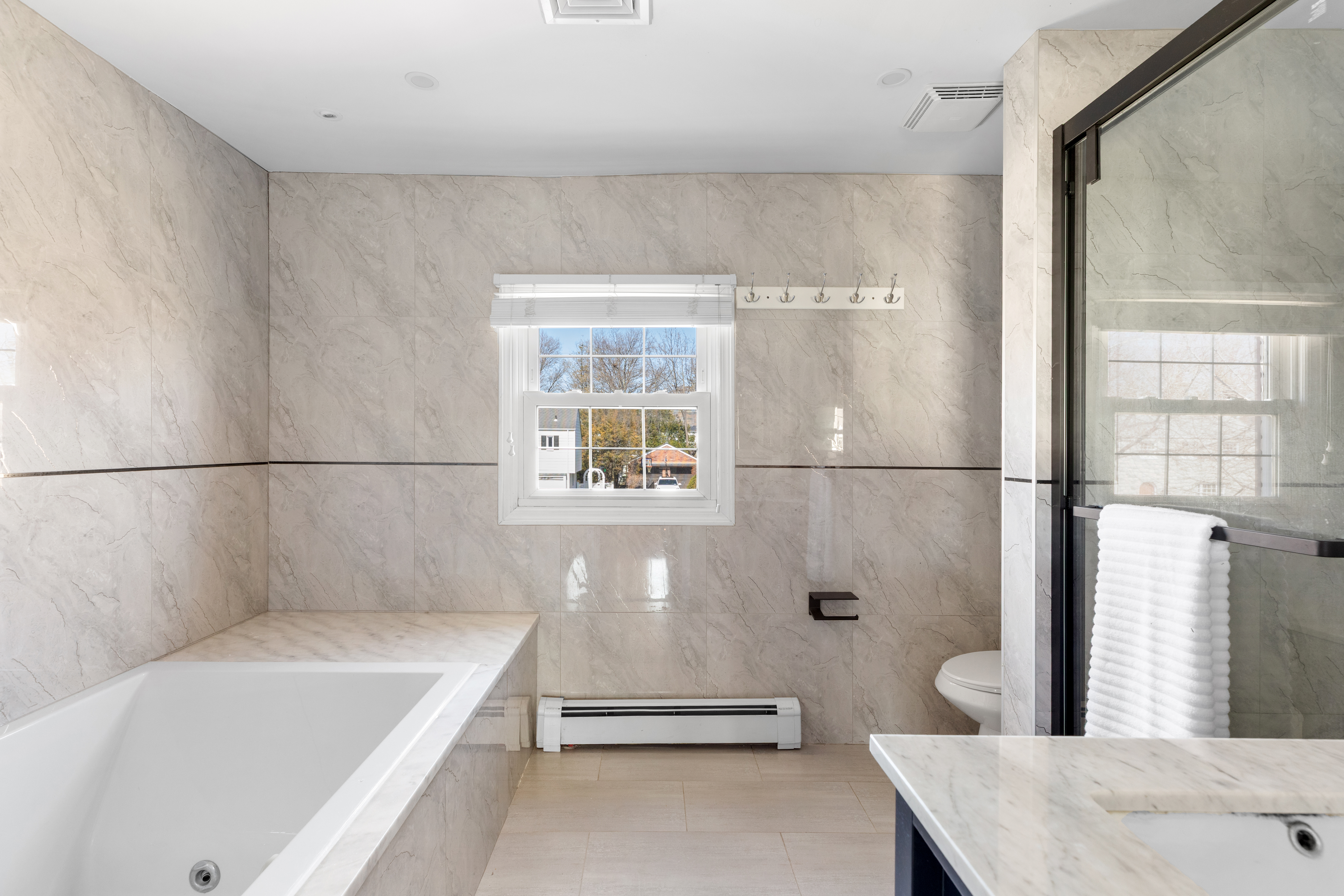  66 Wyatt Road, Garden City, NY, 11530 - 物件實景