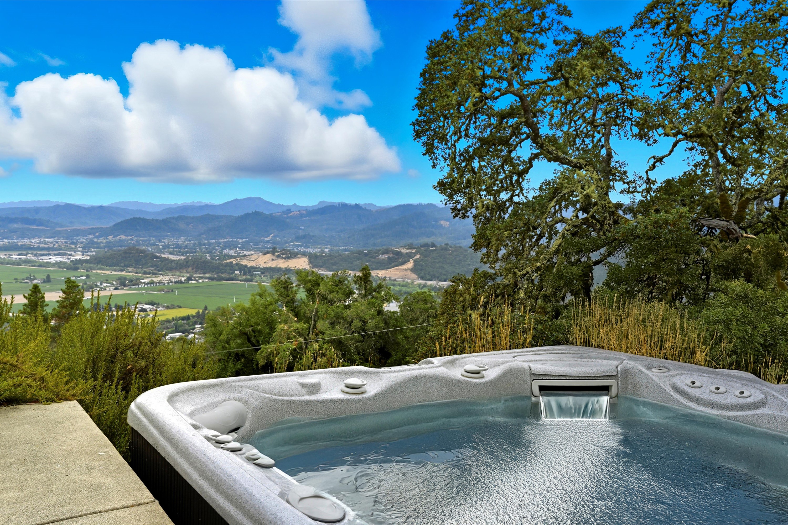  Exceptional Estate Perched On Over 11± Private Acres - 物件實景