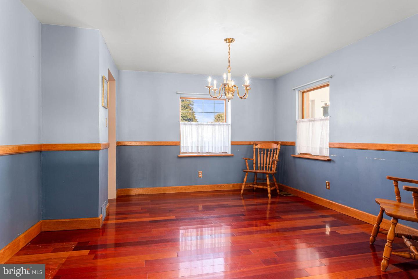 Conshohocken, Pennsylvania, 19428, United States, 4 Bedrooms Bedrooms, ,3 BathroomsBathrooms,Residential,For Sale,2003436