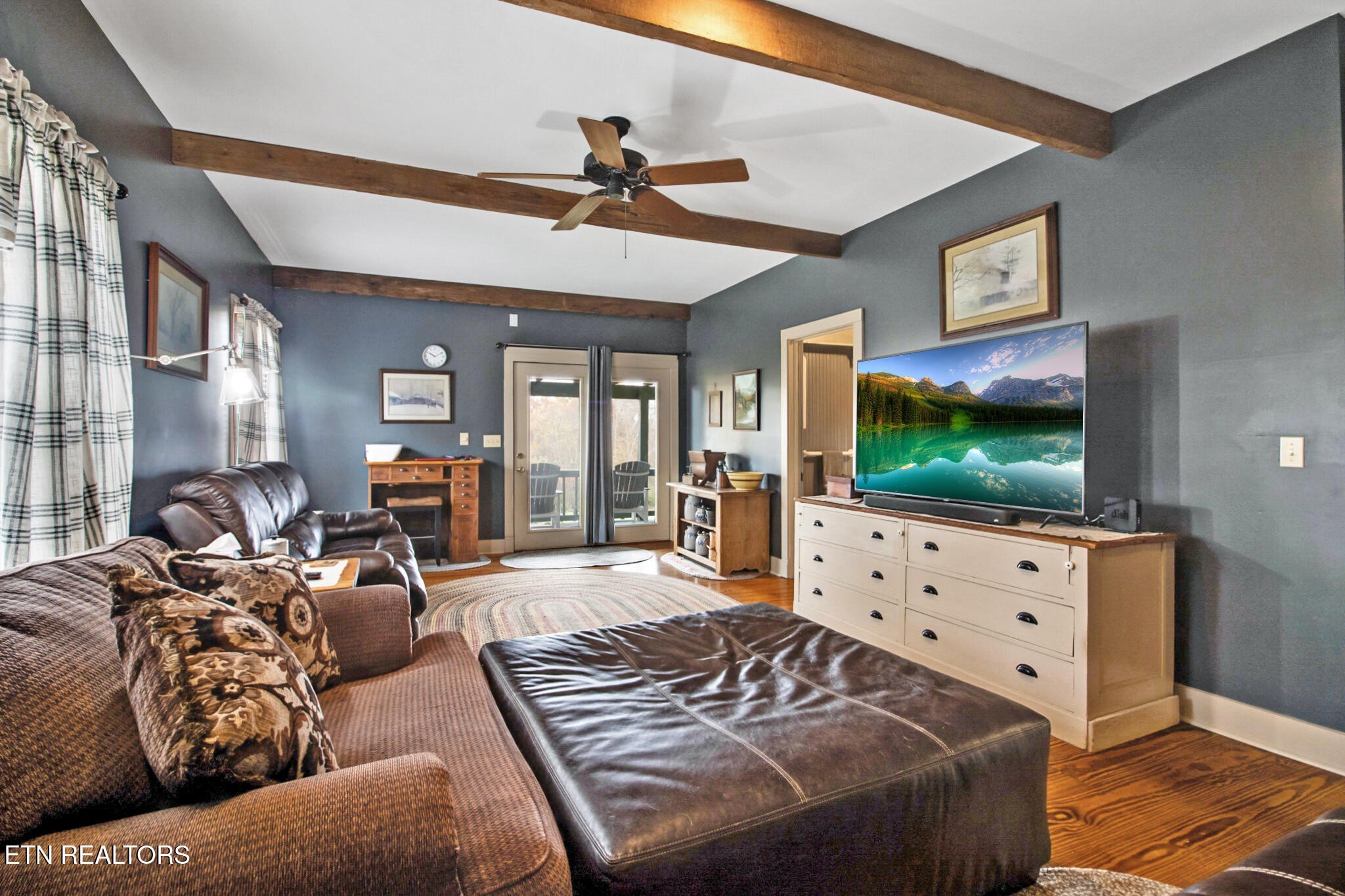 Crossville, Tennessee, 38555, United States, 4 Bedrooms Bedrooms, ,3 BathroomsBathrooms,Residential,For Sale,1888026