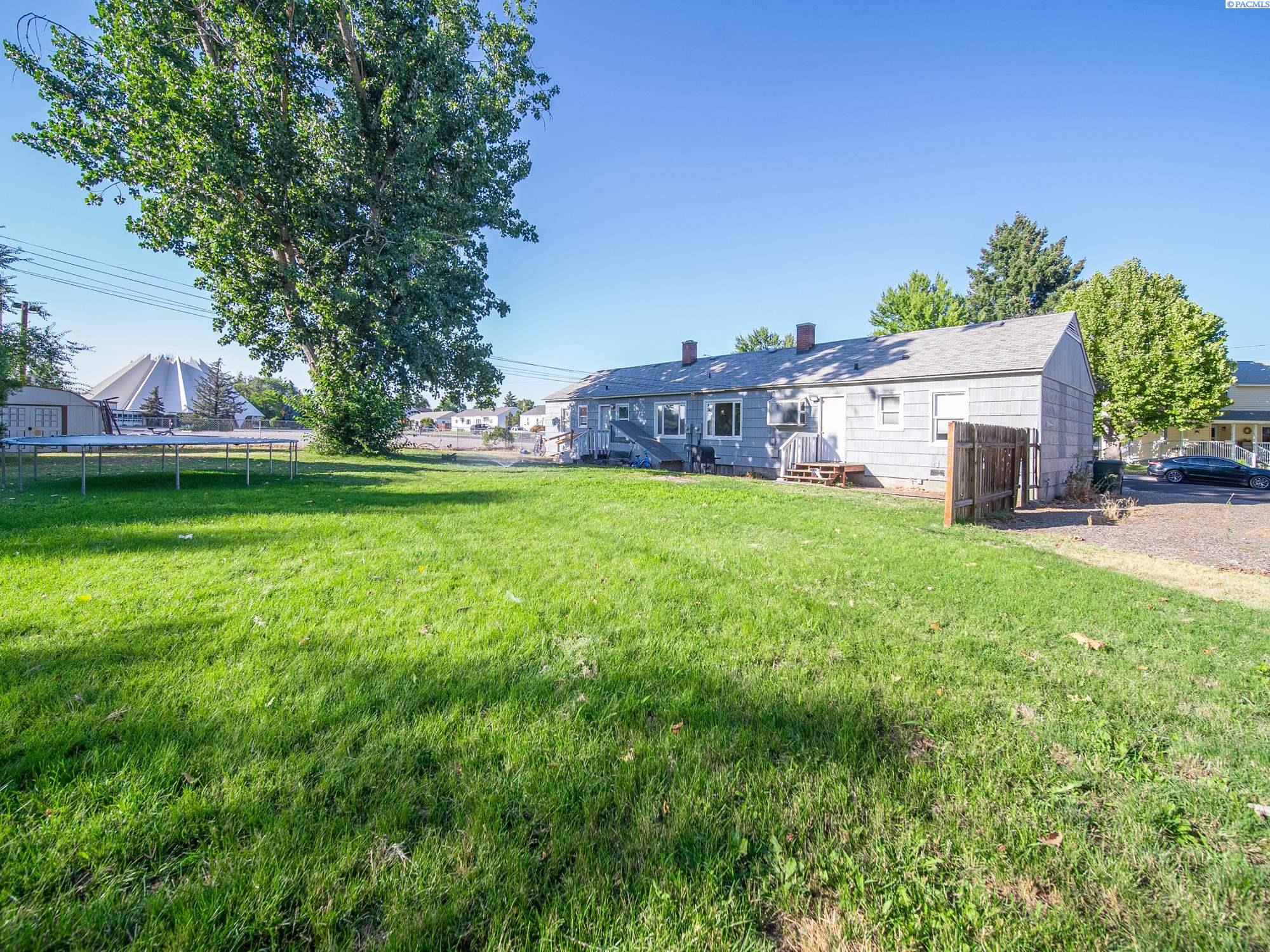 Richland, Washington, 99354, United States, 7 Bedrooms Bedrooms, ,Residential,For Sale,1732054