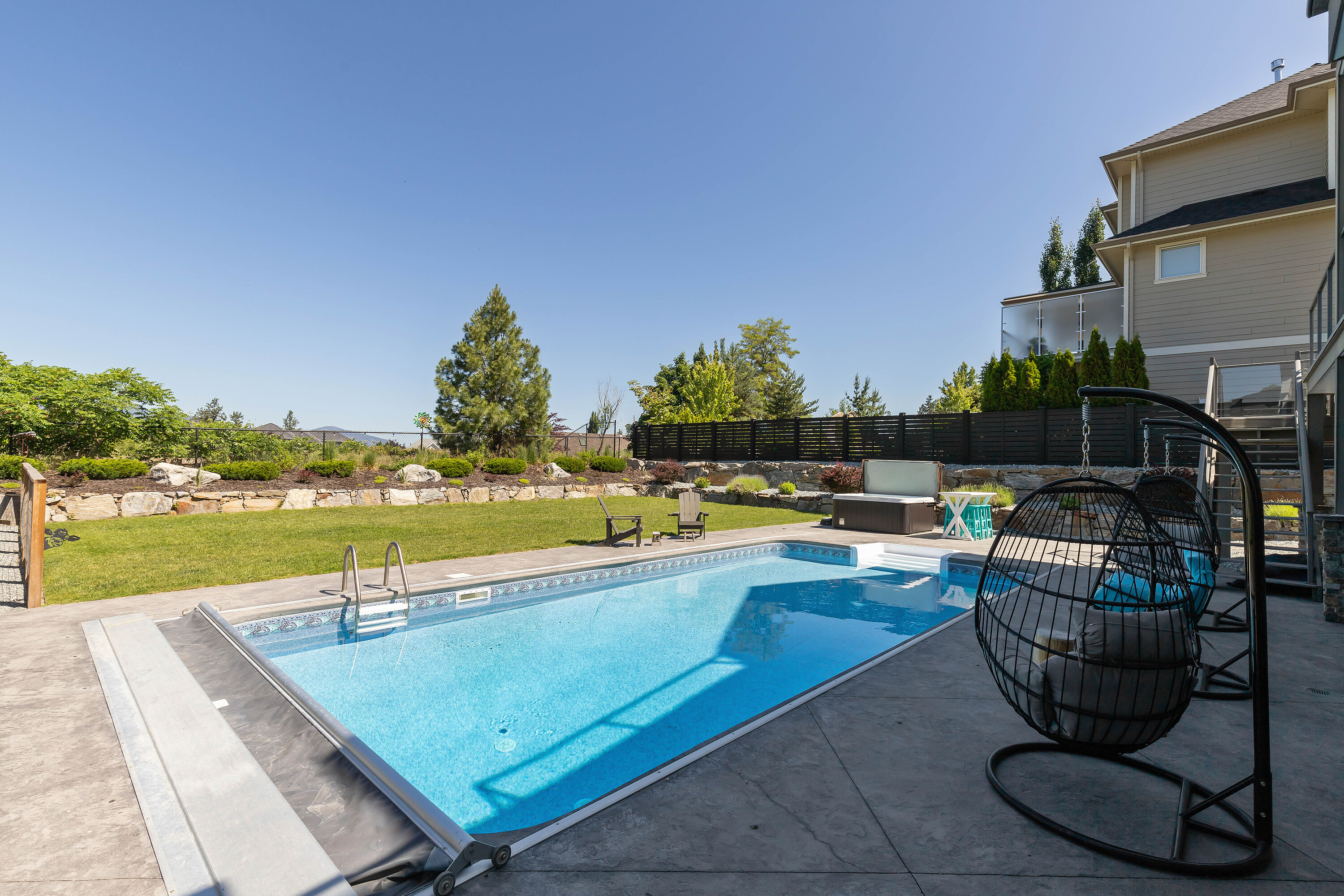  Family Estate in Kettle Valley - 物件實景