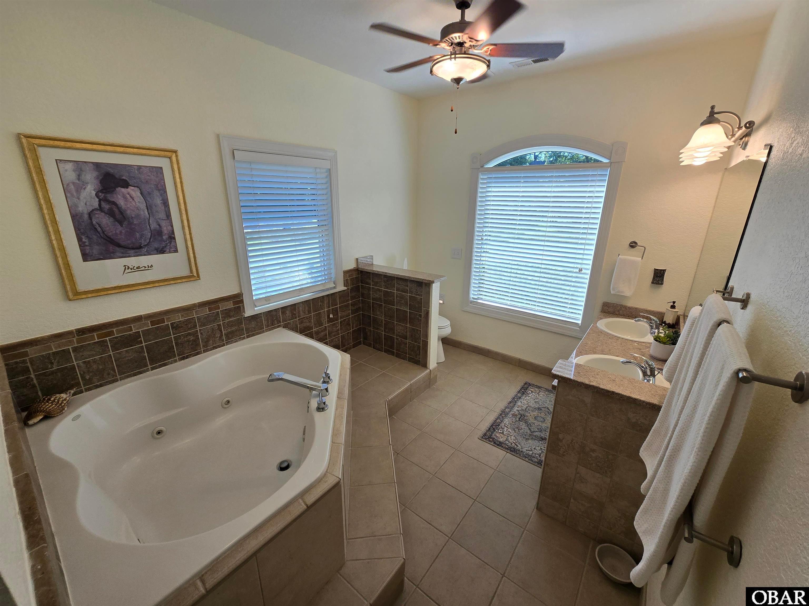 Powells Point, North Carolina, 27966, United States, 3 Bedrooms Bedrooms, ,3 BathroomsBathrooms,Residential,For Sale,1905964