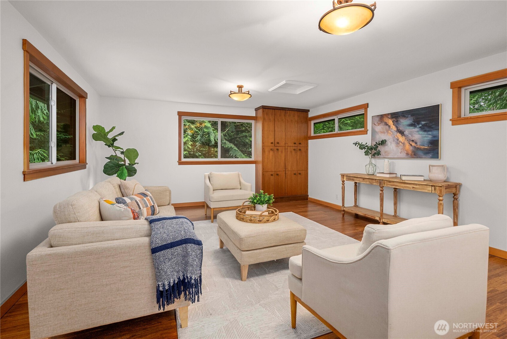 Bainbridge Island, Washington, 98110, United States, 3 Bedrooms Bedrooms, ,1 BathroomBathrooms,Residential,For Sale,1890682