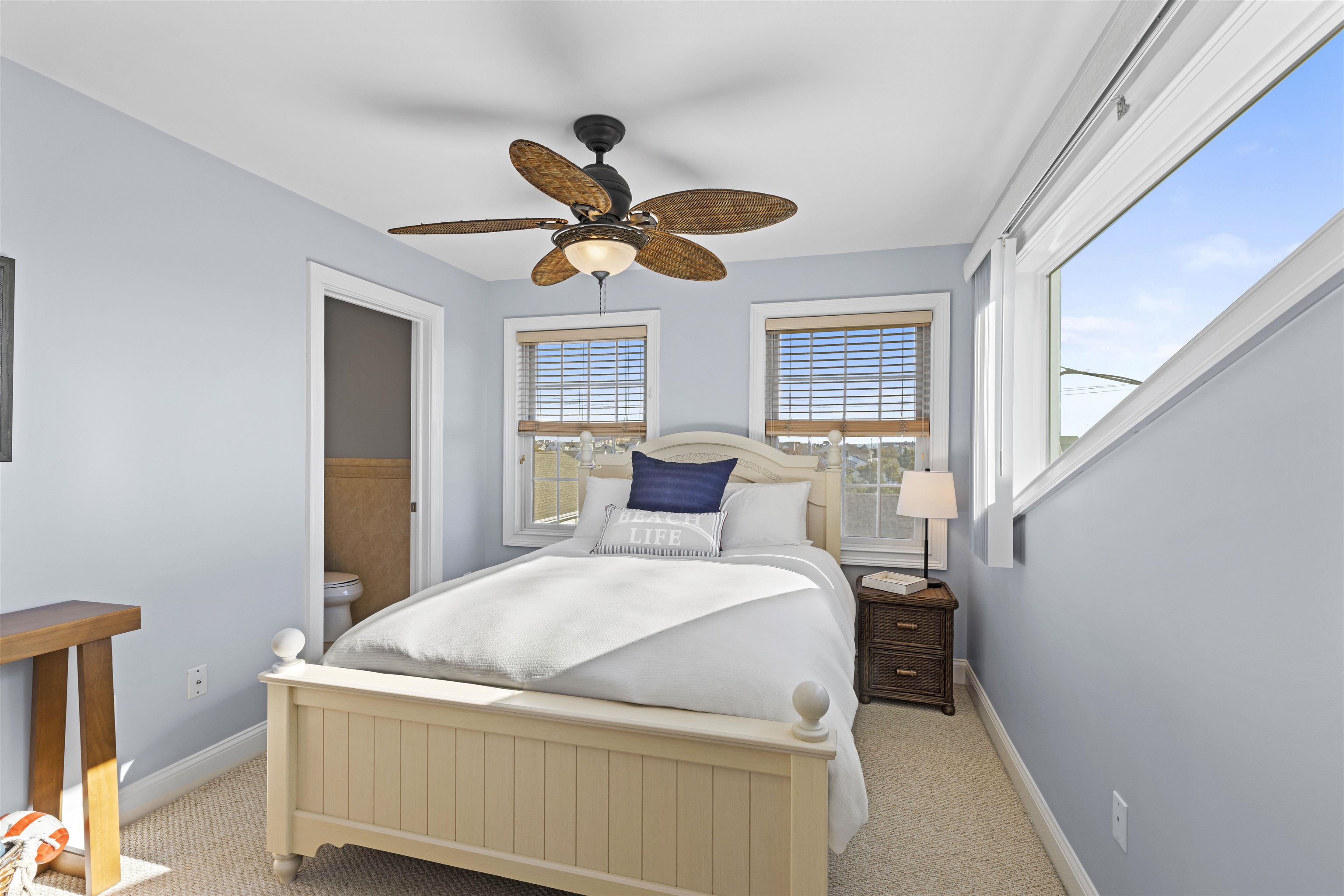 North Wildwood, New Jersey, 08260, United States, 6 Bedrooms Bedrooms, ,4 BathroomsBathrooms,Residential,For Sale,1981521