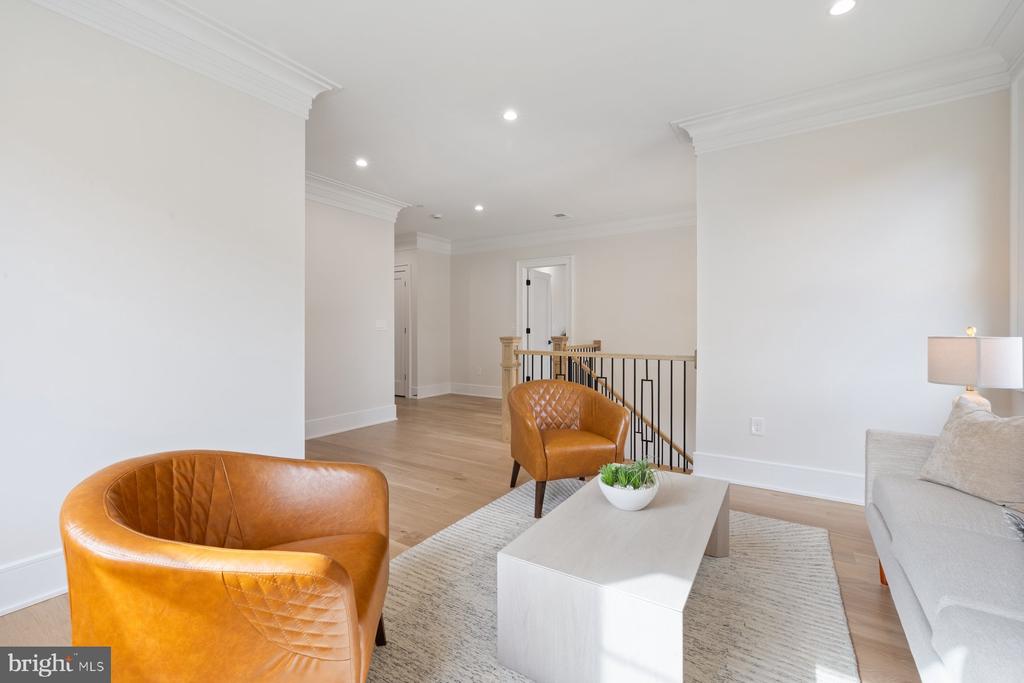 Chevy Chase, Maryland, 20815, United States, 6 Bedrooms Bedrooms, ,7 BathroomsBathrooms,Residential,For Sale,1976530