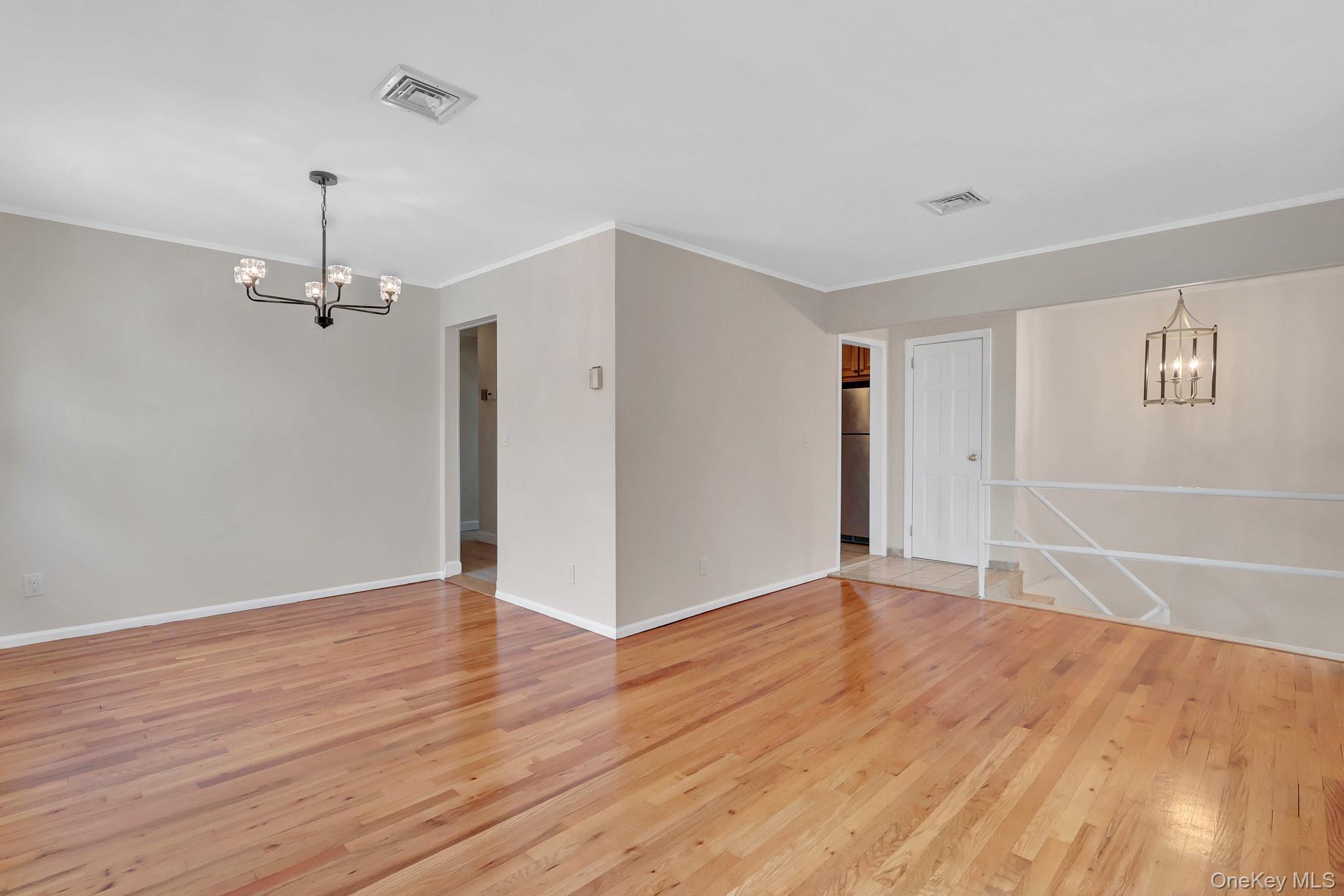  3273 5th Street, Oceanside, NY, 11572 - 物件實景