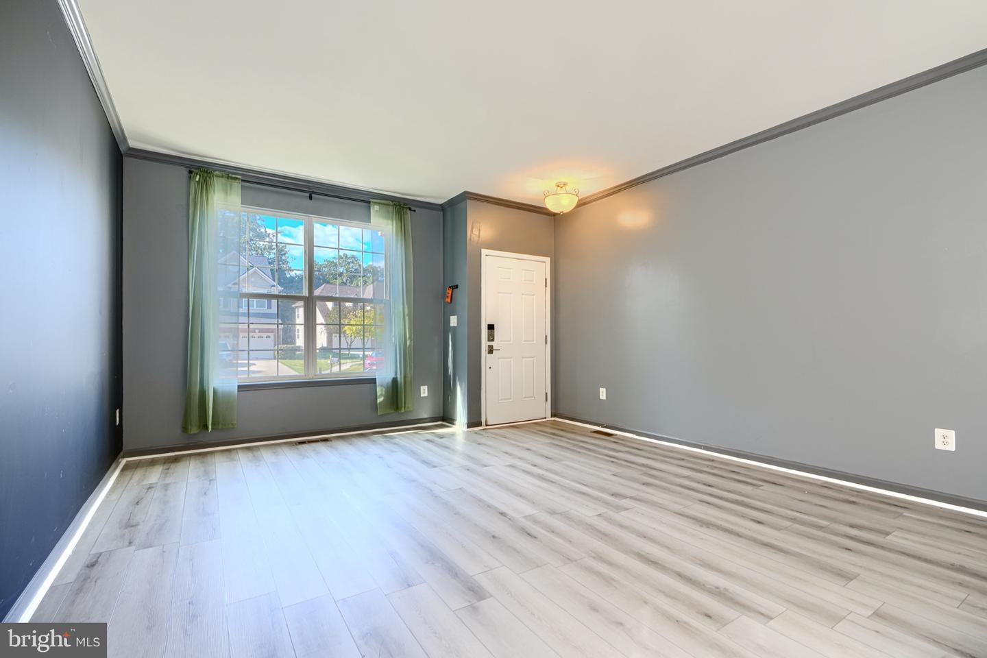 Glen Burnie, Maryland, 21060, United States, 4 Bedrooms Bedrooms, ,4 BathroomsBathrooms,Residential,For Sale,1983515