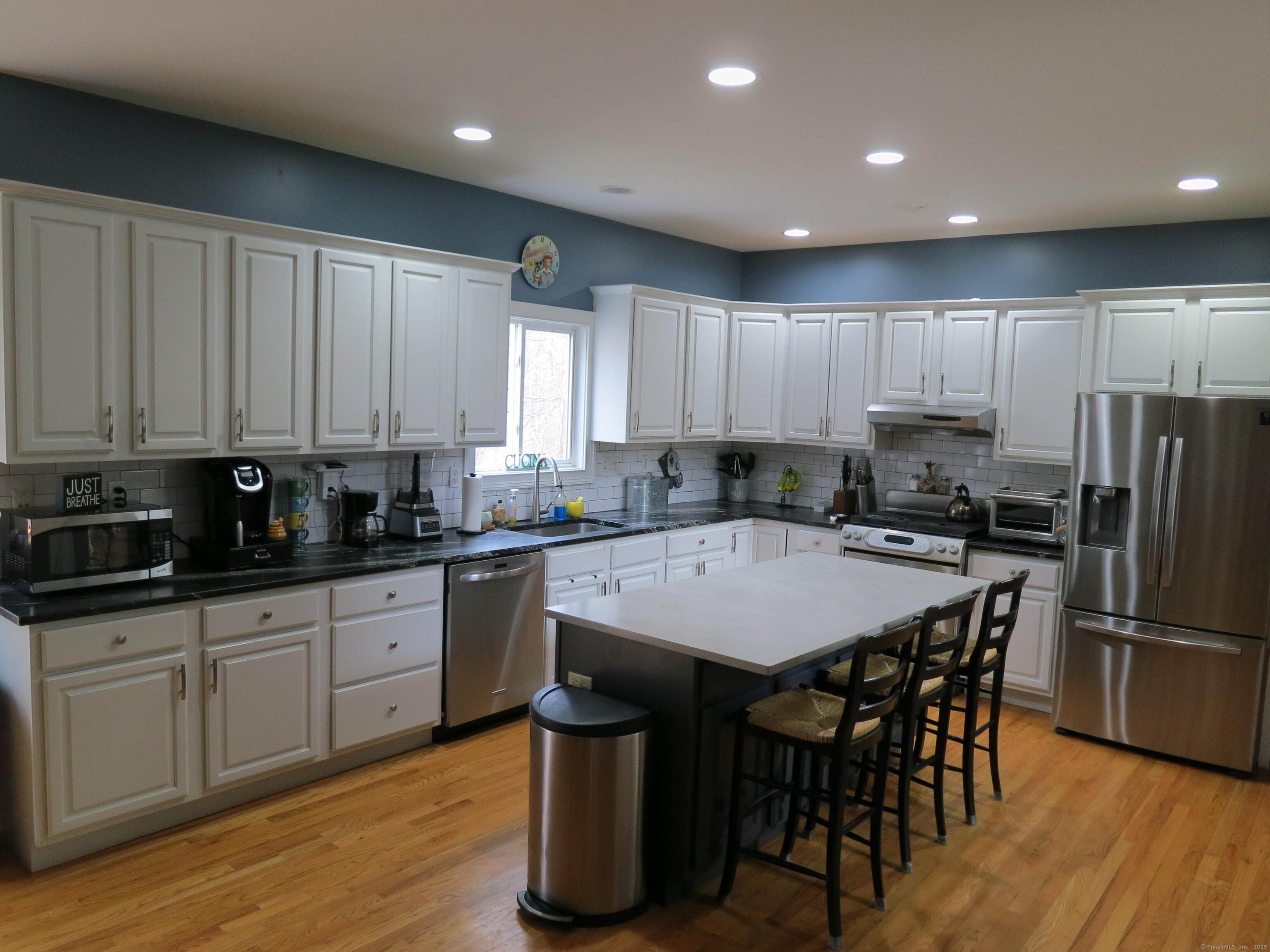 Seymour, Connecticut, 06483, United States, 4 Bedrooms Bedrooms, ,3 BathroomsBathrooms,Residential,For Sale,1760274