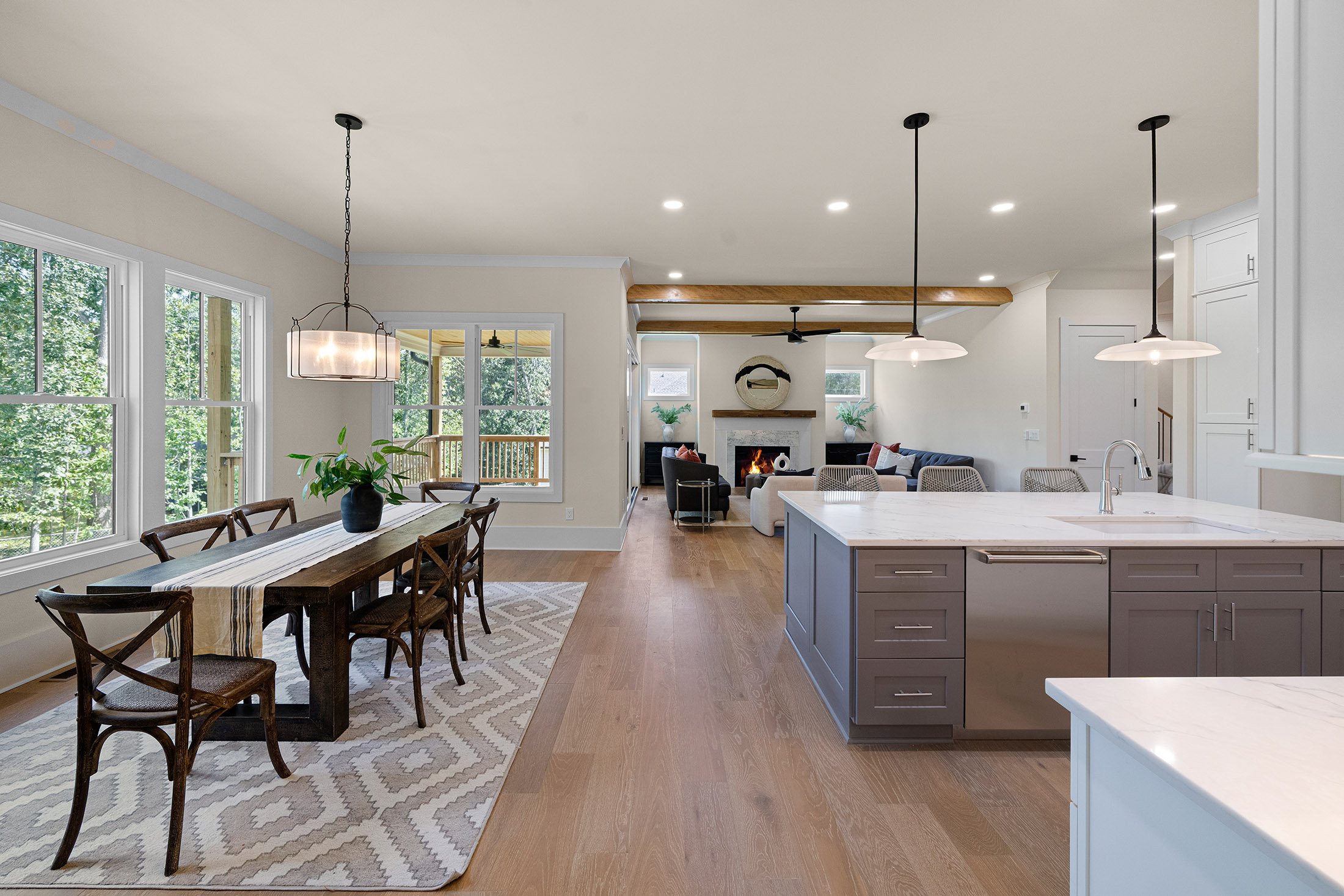  New Construction Home Blends Effortless Living and Elevated Entertaining - 物件實景