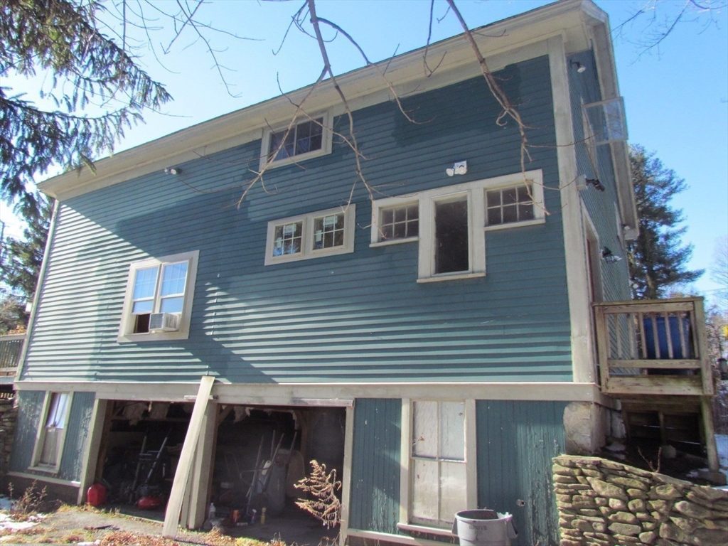 Lunenburg, Massachusetts, 01462, United States, 3 Bedrooms Bedrooms, ,3 BathroomsBathrooms,Residential,For Sale,1967616