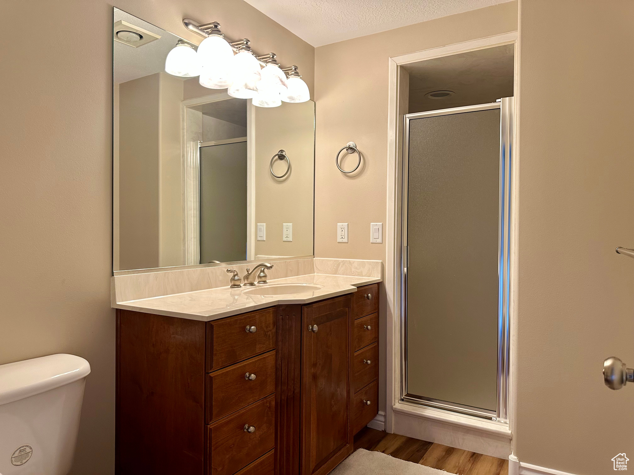 Logan, Utah, 84321, United States, 6 Bedrooms Bedrooms, ,7 BathroomsBathrooms,Residential,For Sale,1975254