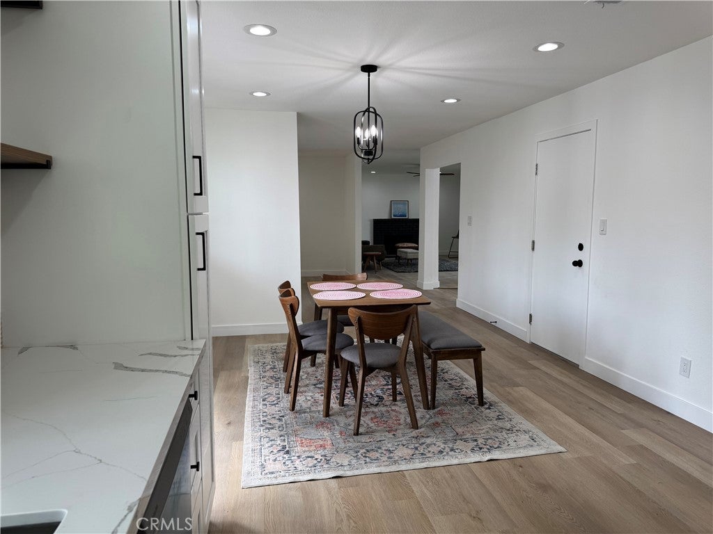 Ontario, California, 91761, United States, 4 Bedrooms Bedrooms, ,2 BathroomsBathrooms,Residential,For Sale,1988323