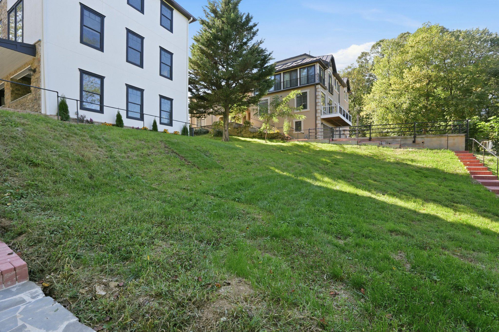  6340 Old Dominion Drive, Mclean, VA, 22101 - 物件實景