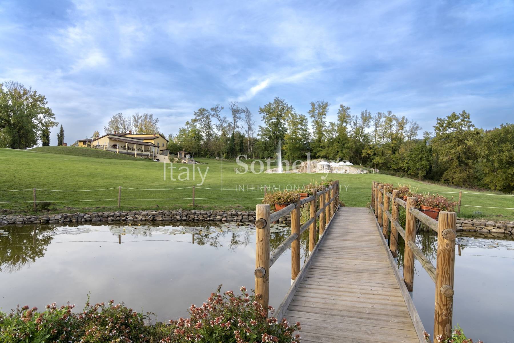  Prestigious Villa with Pool and Park in Mugello - 物件實景