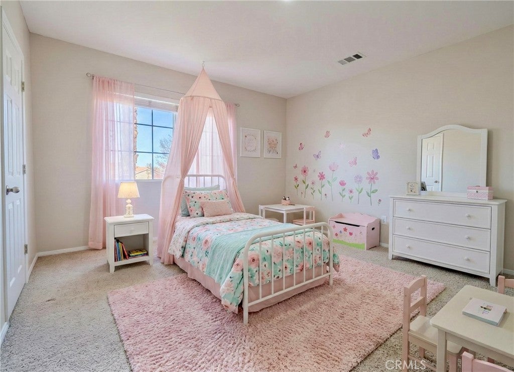 Victorville, California, 92394, United States, 5 Bedrooms Bedrooms, ,3 BathroomsBathrooms,Residential,For Sale,2005536