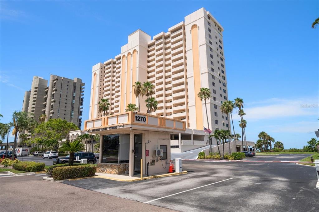 Clearwater Beach, Florida, 33767, United States, 2 Bedrooms Bedrooms, ,2 BathroomsBathrooms,Residential,For Sale,1912090