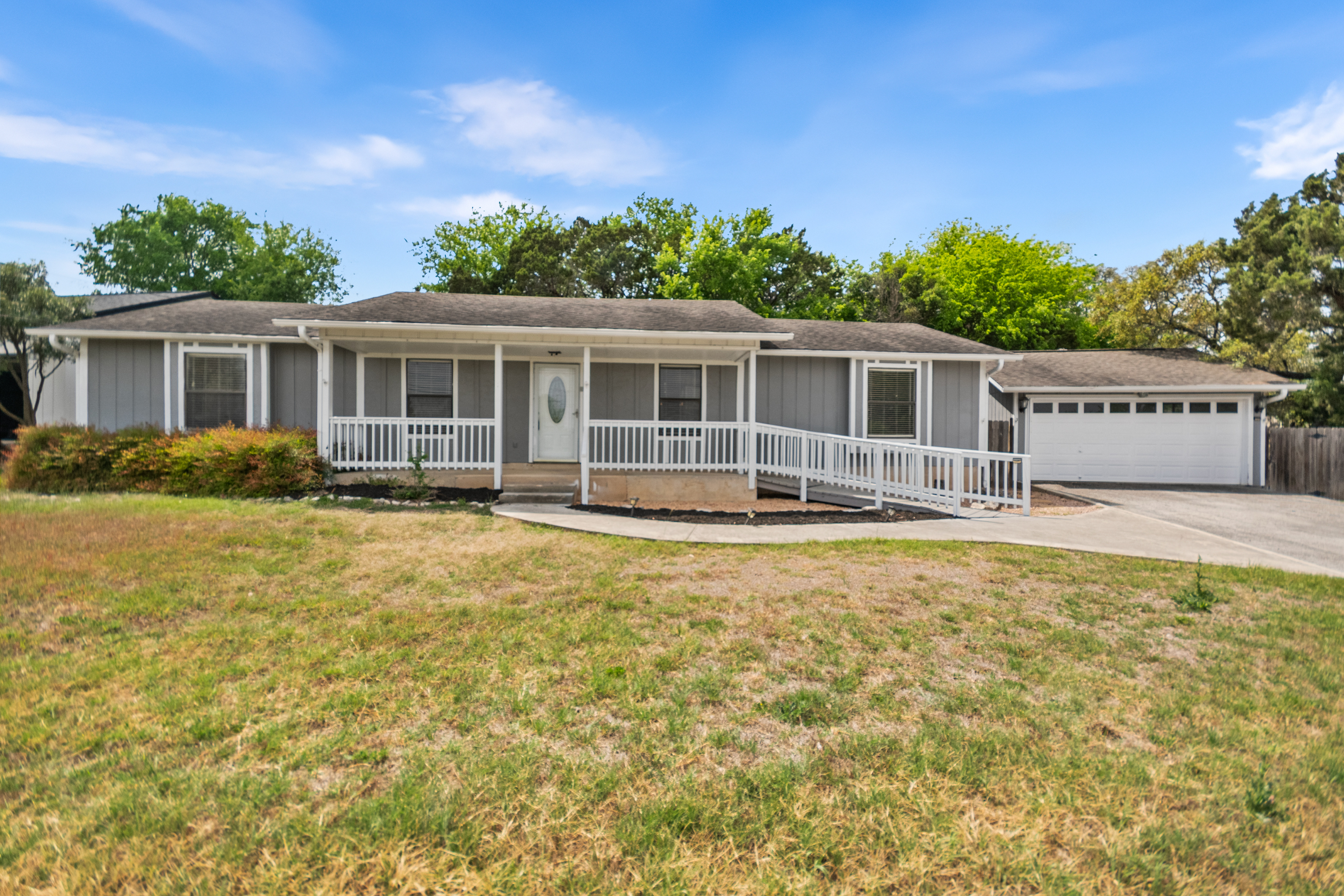  Beautiful Front Porch Views - 物件實景