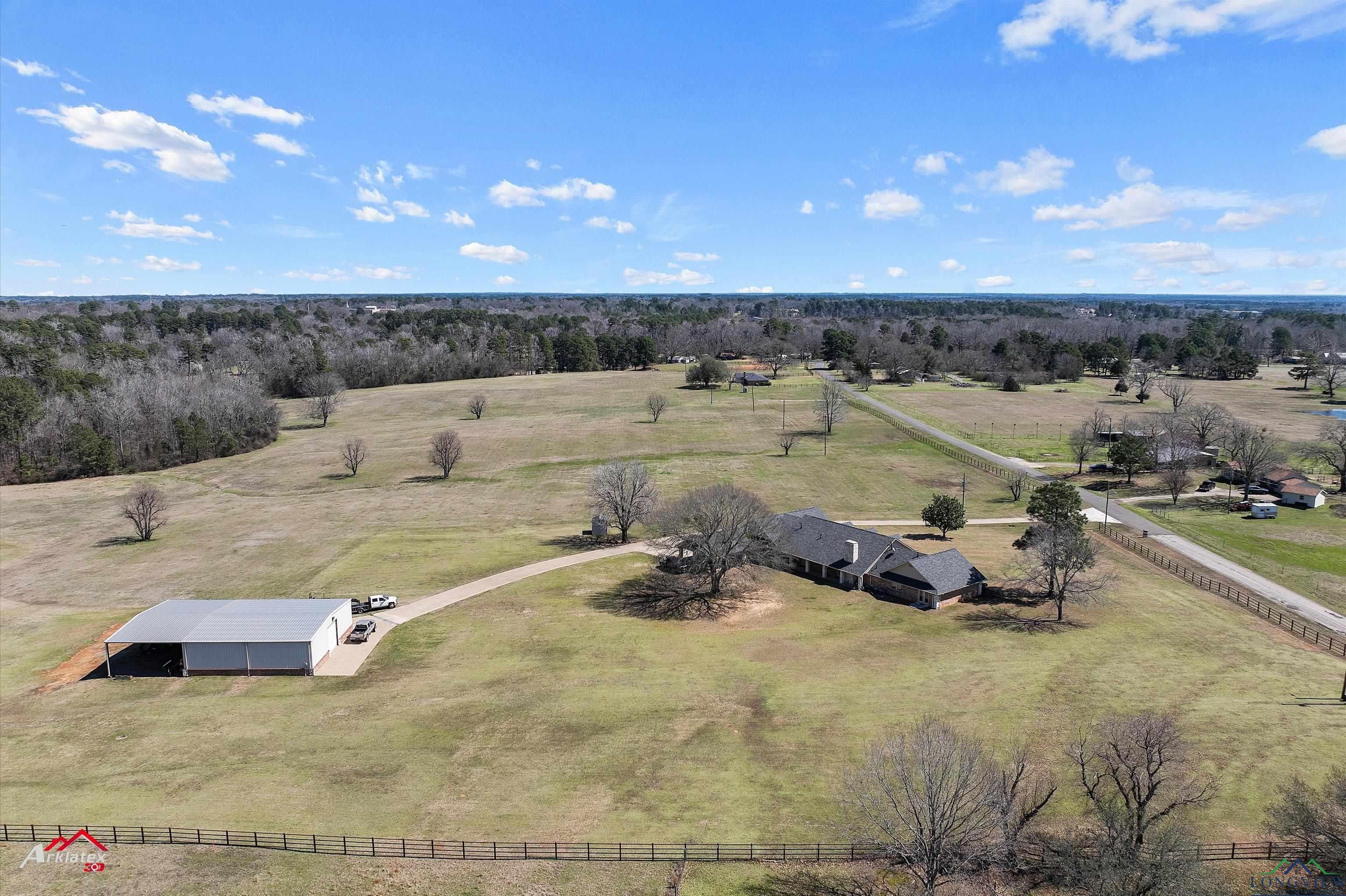 Marshall, Texas, 75672-4947, United States, 3 Bedrooms Bedrooms, ,4 BathroomsBathrooms,Residential,For Sale,1982293