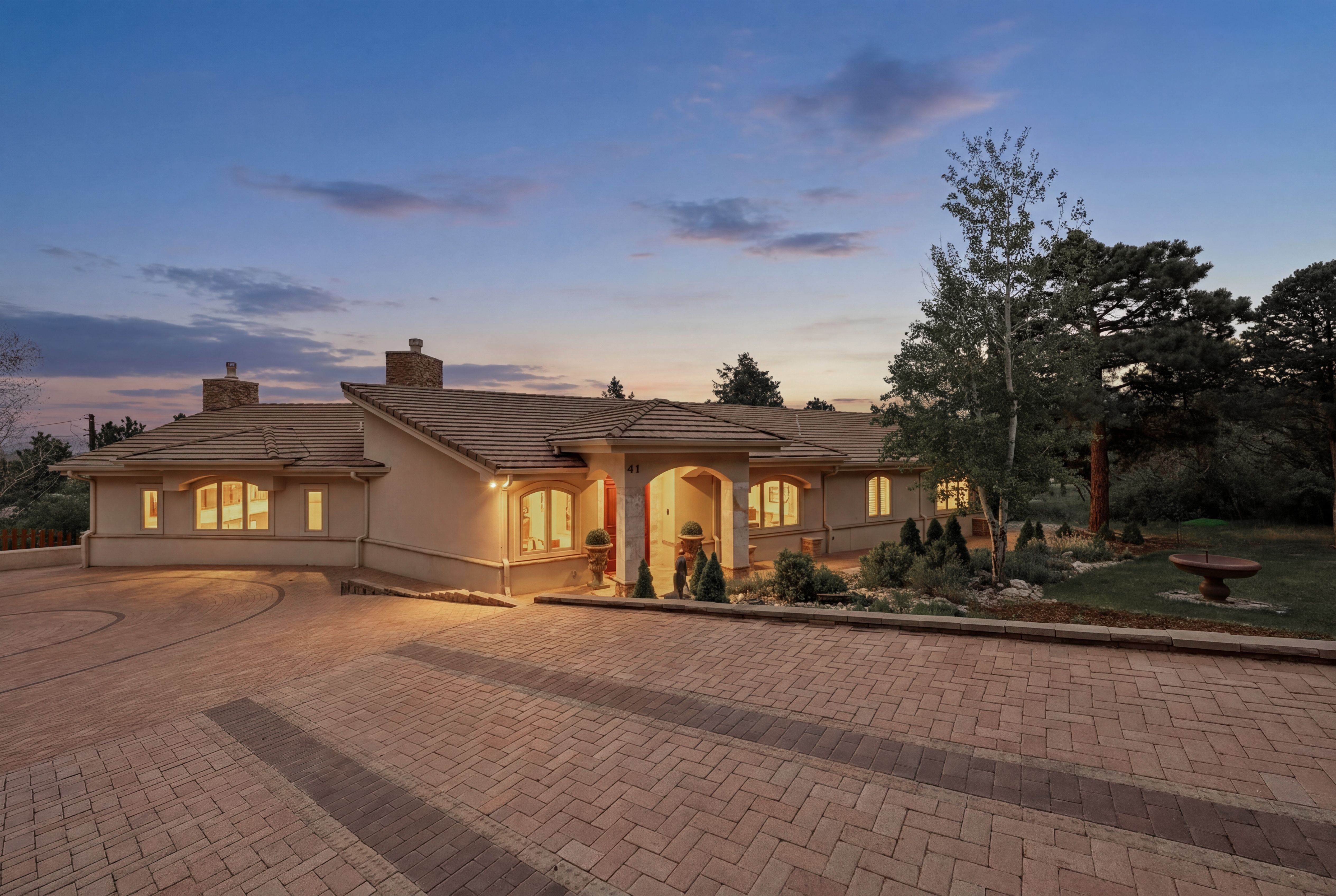  Broadmoor Heights Luxury with Iconic Views - 物件實景