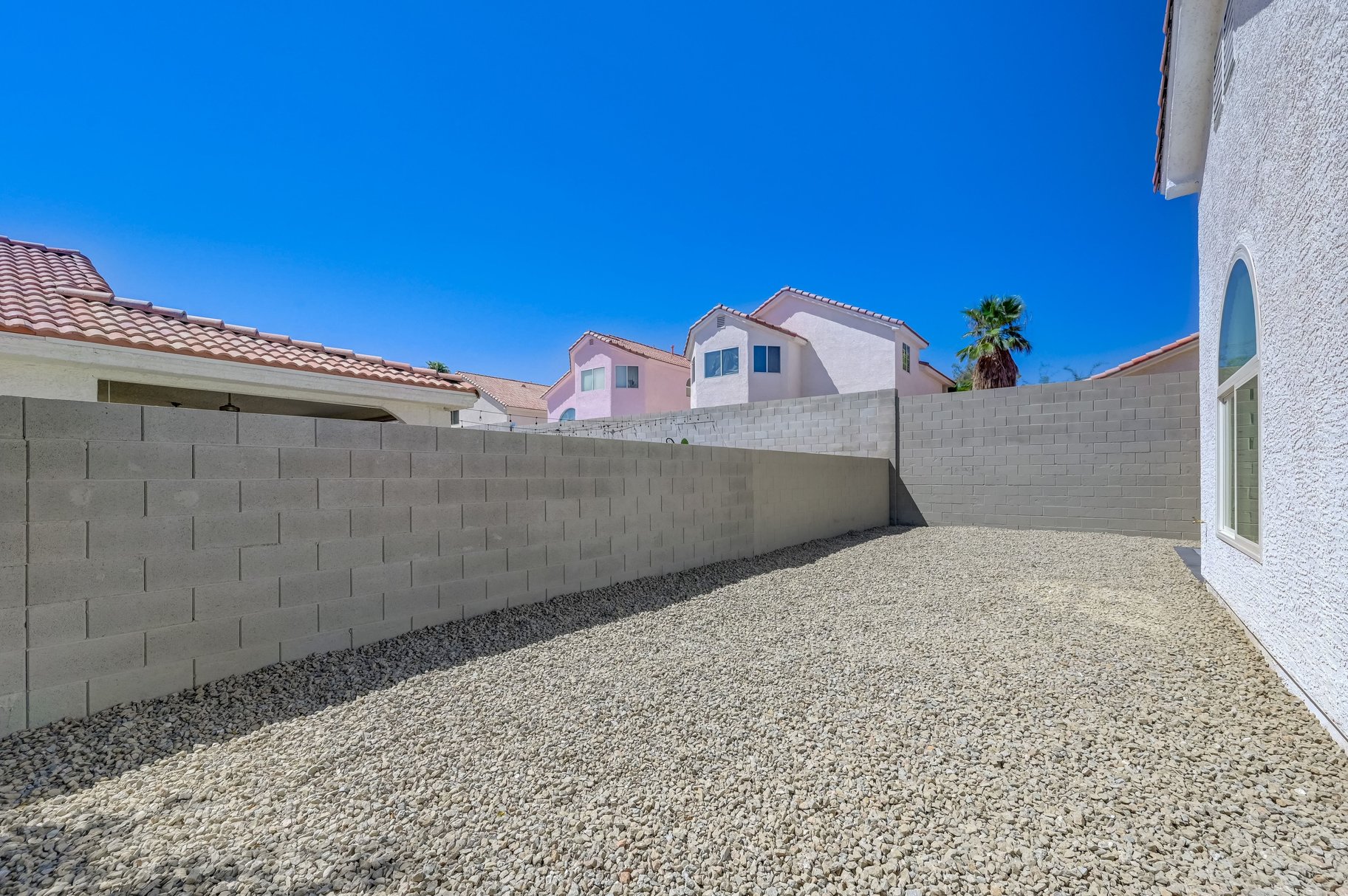  Newly Updated 3 Bed 2 Bath - 物件實景