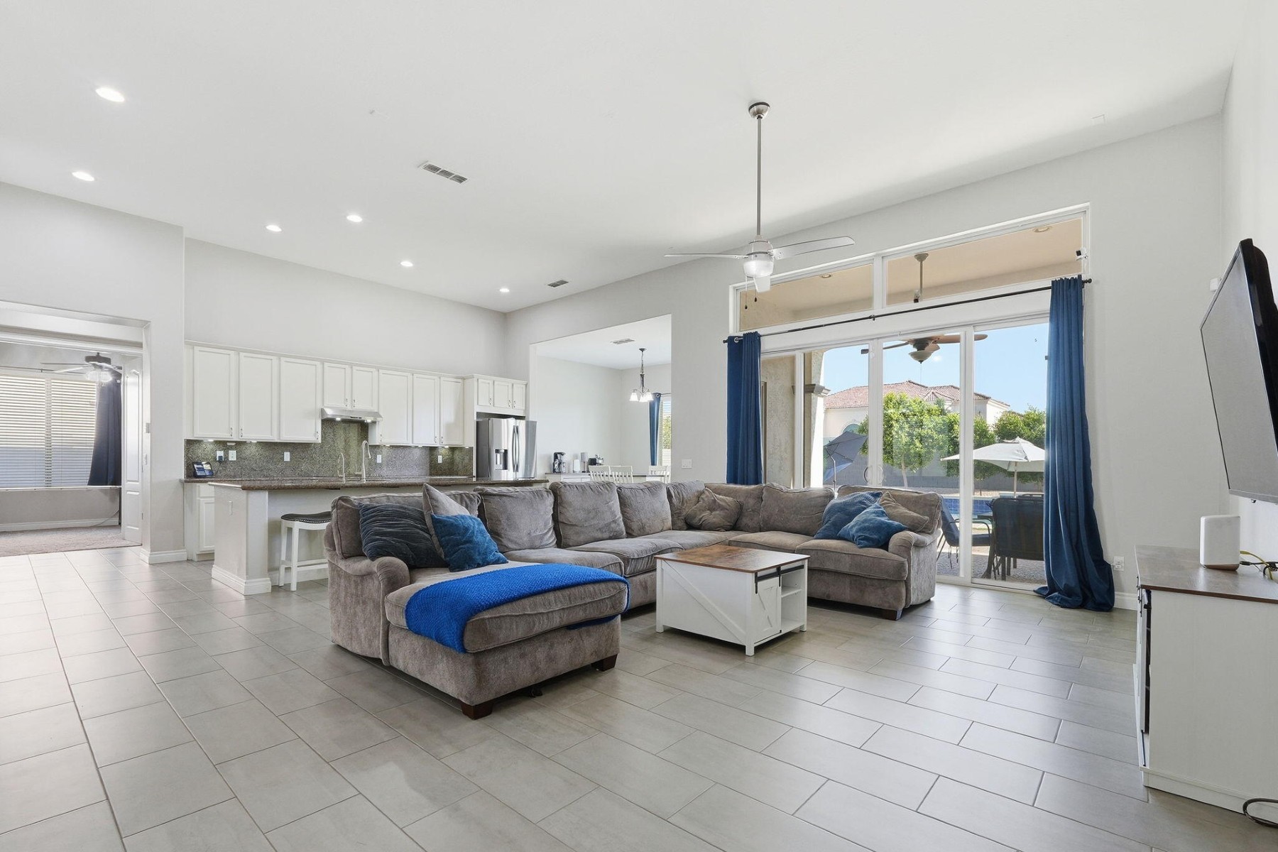  2997 E Wildhorse Drive  Gilbert, AZ - 物件實景