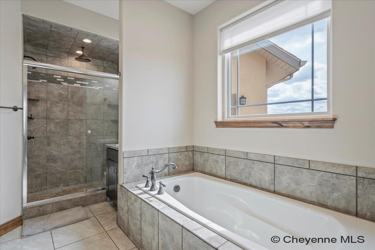 Cheyenne, Wyoming, 82009, United States, 5 Bedrooms Bedrooms, ,5 BathroomsBathrooms,Residential,For Sale,1903698