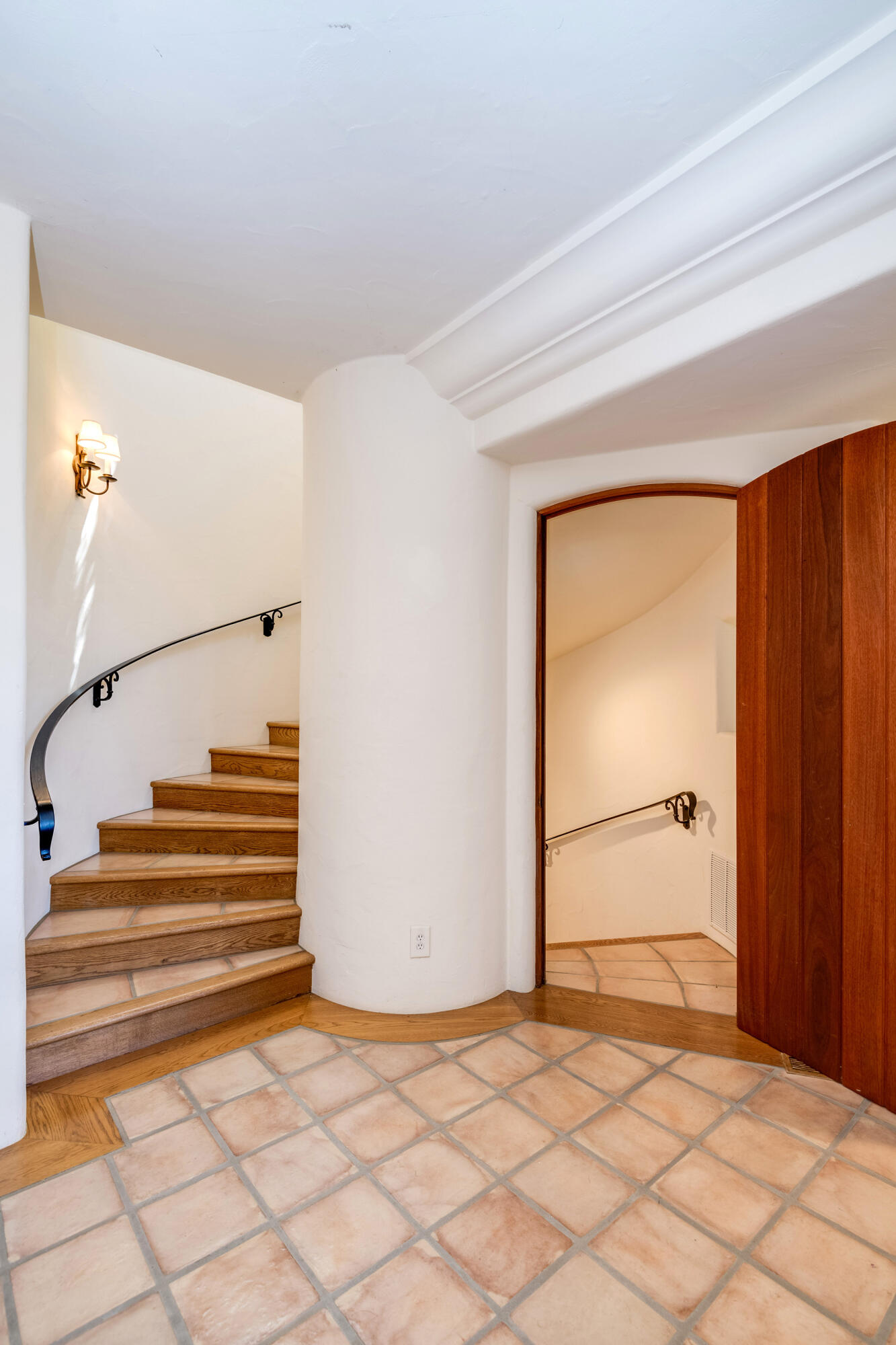 Santa Ynez, California, 93460, United States, 3 Bedrooms Bedrooms, ,6 BathroomsBathrooms,Residential,For Sale,1709883
