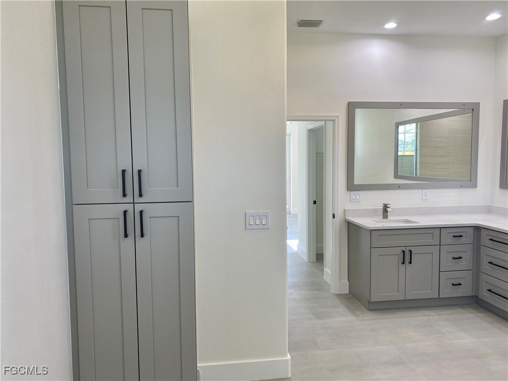 Cape Coral, Florida, 33914, United States, 3 Bedrooms Bedrooms, ,2 BathroomsBathrooms,Residential,For Sale,1984616