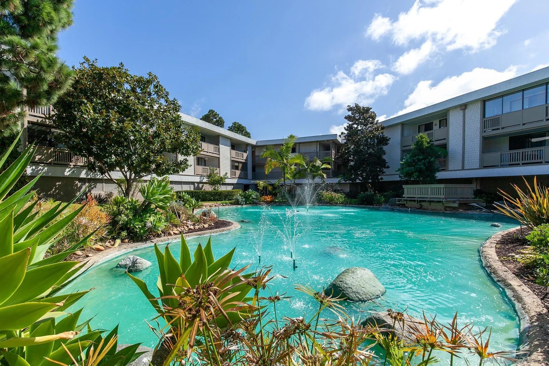 San Diego, California, 92110, United States, 1 Bedroom Bedrooms, ,1 BathroomBathrooms,Residential,For Sale,1970133