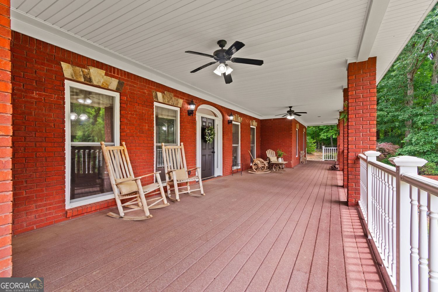Cumming, Georgia, 30028, United States, 4 Bedrooms Bedrooms, ,5 BathroomsBathrooms,Residential,For Sale,1859105