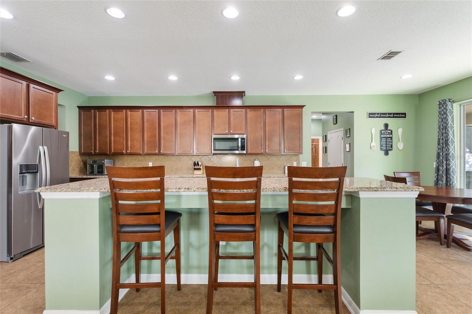 AUBURNDALE, Florida, 33823, United States, 5 Bedrooms Bedrooms, ,5 BathroomsBathrooms,Residential,For Sale,1986097