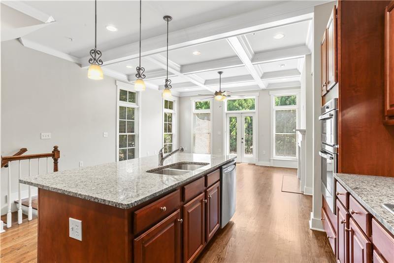 Atlanta, Georgia, 30339, United States, 4 Bedrooms Bedrooms, ,5 BathroomsBathrooms,Residential,For Sale,1760221