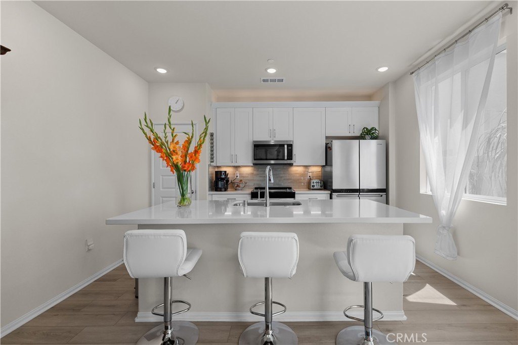 Redlands, California, 92374, United States, 3 Bedrooms Bedrooms, ,3 BathroomsBathrooms,Residential,For Sale,1910468