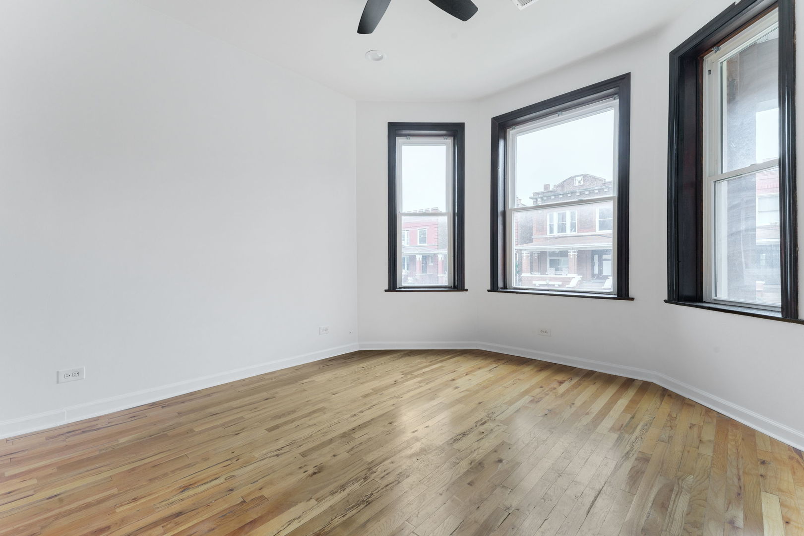 Chicago, Illinois, 60623, United States, 10 Bedrooms Bedrooms, ,Residential,For Sale,1997118