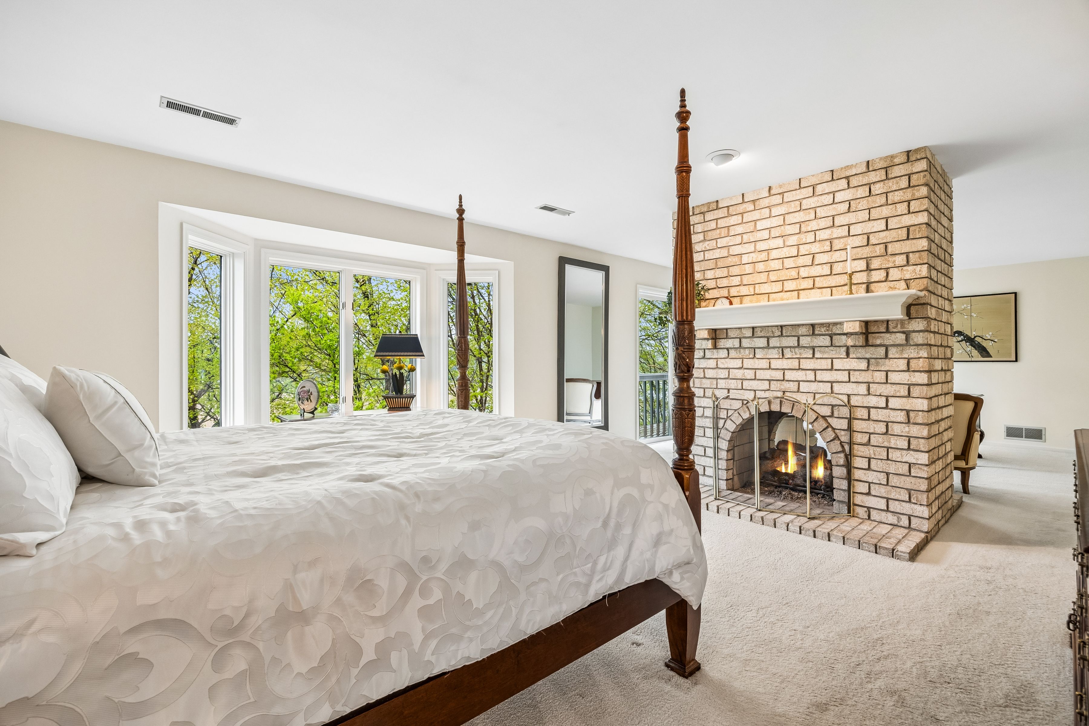  Sophisticated Mt. Curve Retreat with Scenic Fairway Views - 物件實景