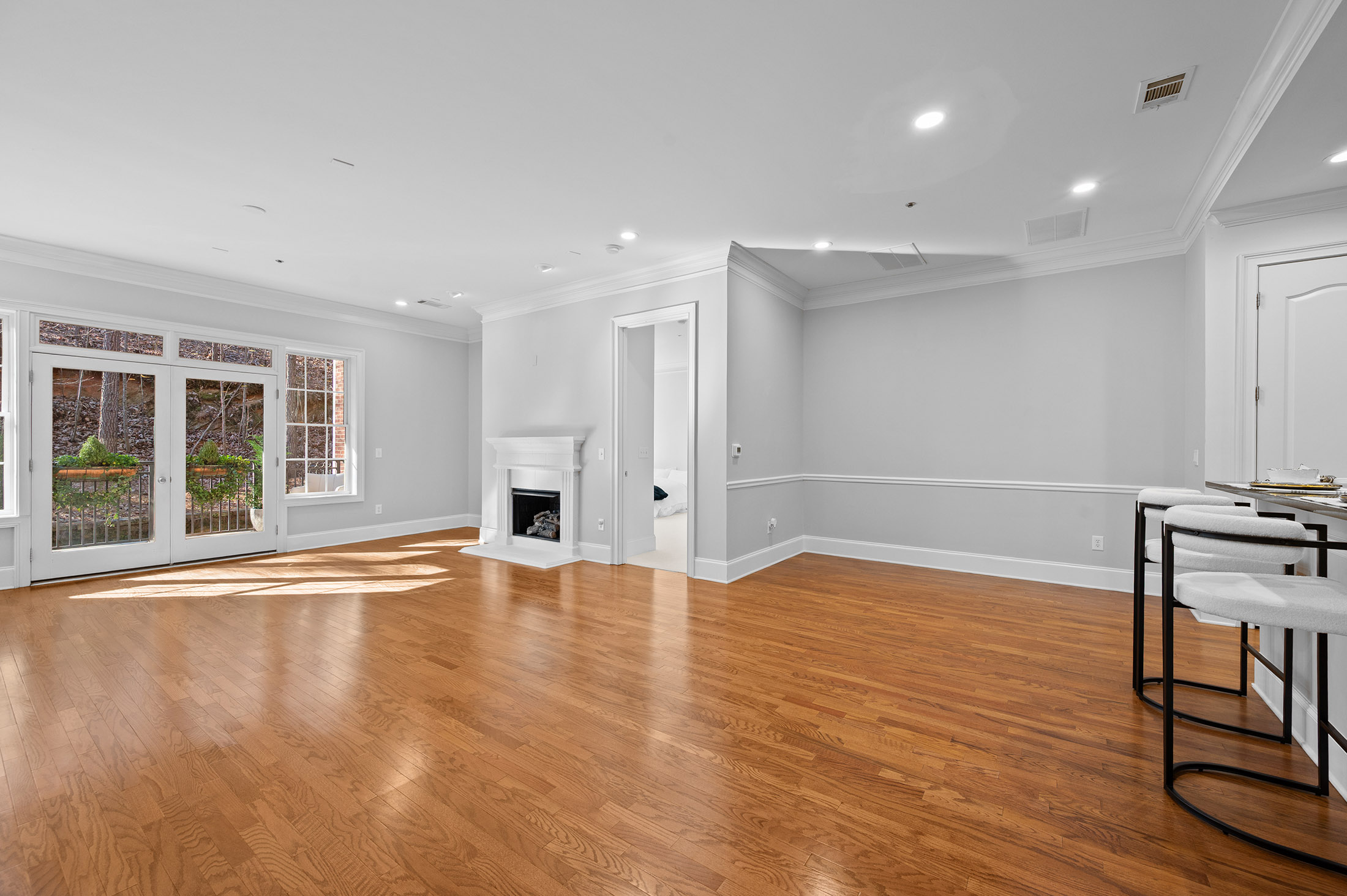  Showstopping Spacious Two Bedroom in the Exclusive Greystone at Vinings - 物件實景