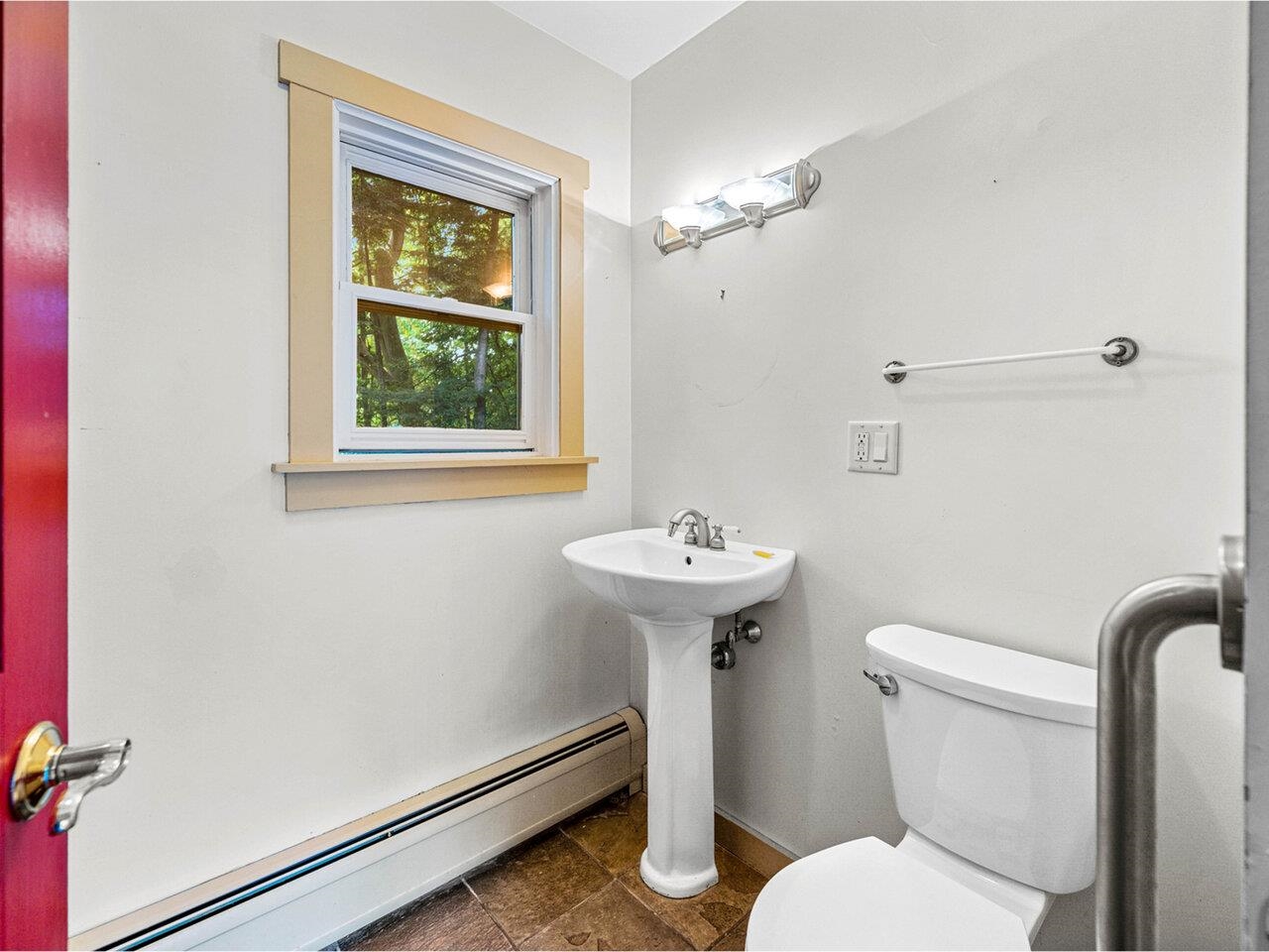 Montpelier, Vermont, 05602, United States, 3 Bedrooms Bedrooms, ,3 BathroomsBathrooms,Residential,For Sale,1900935