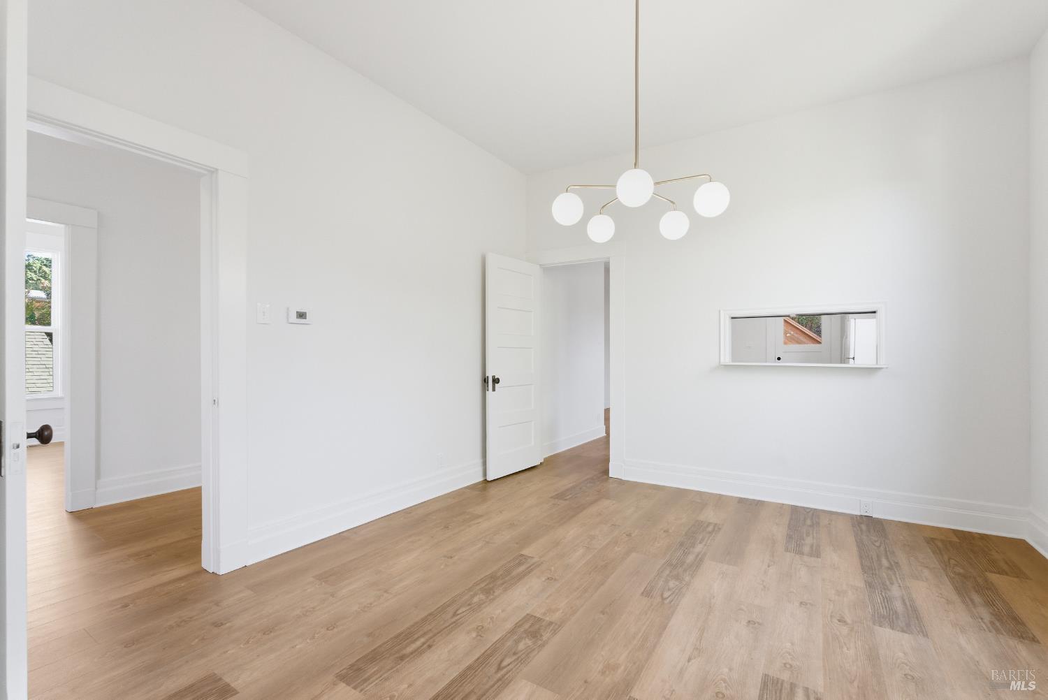 Corte Madera, California, 94925, United States, 6 Bedrooms Bedrooms, ,3 BathroomsBathrooms,Residential,For Sale,1986479