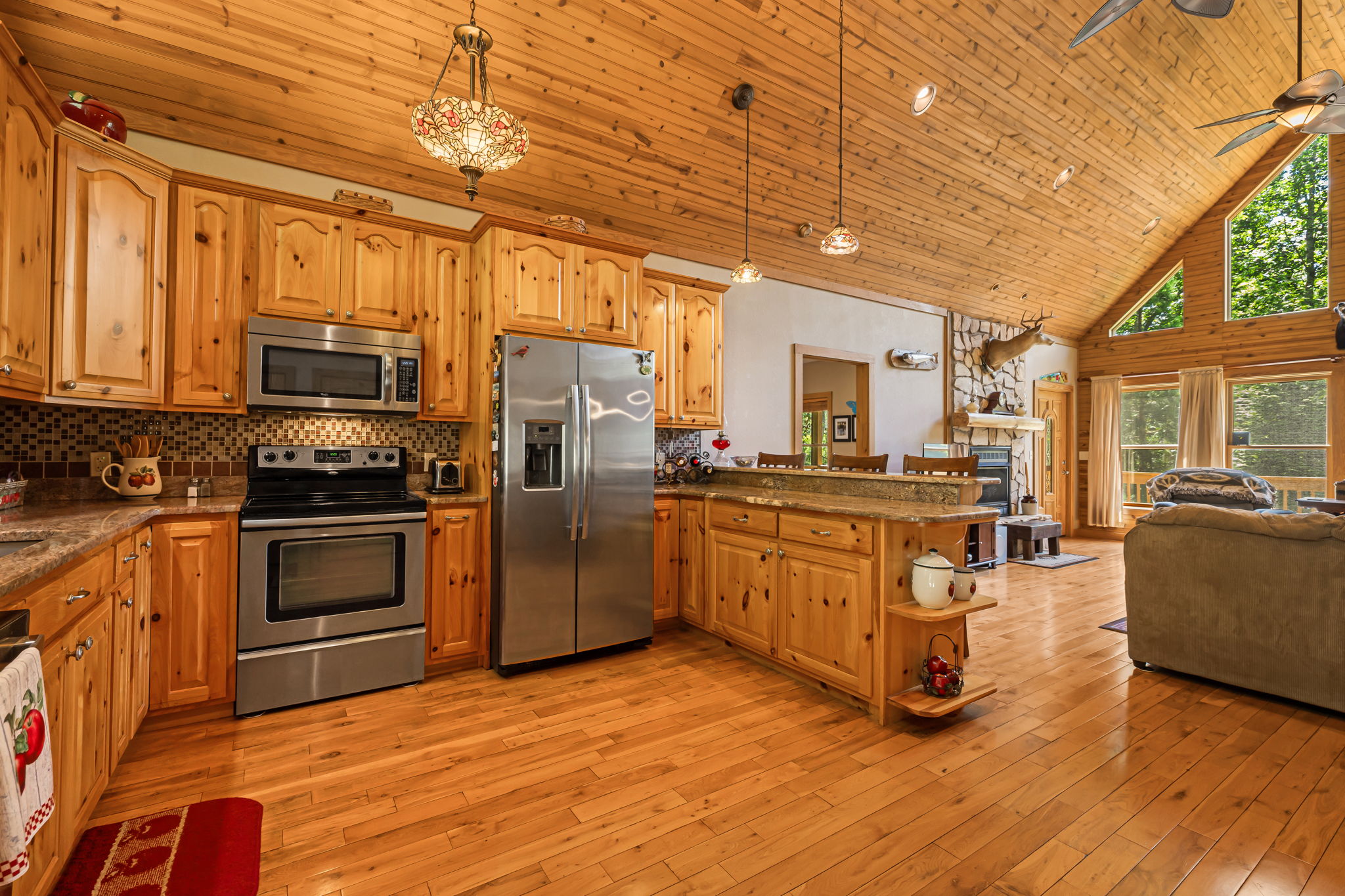 Burnsville, North Carolina, 28714, United States, 2 Bedrooms Bedrooms, ,Residential,For Sale,1931797
