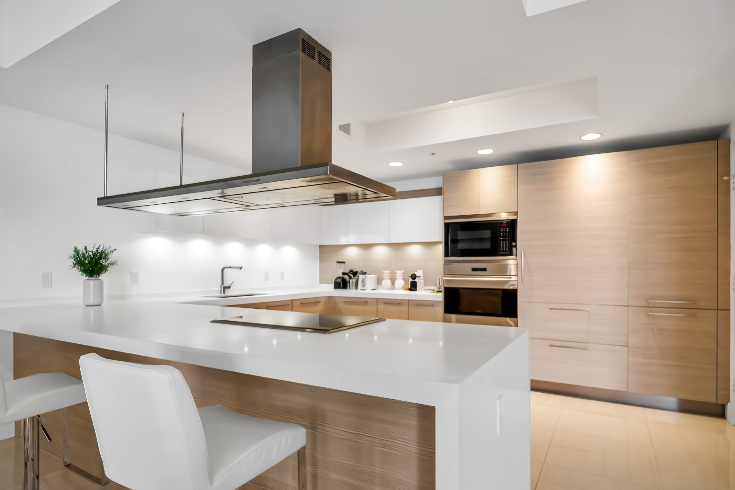  17301 Biscayne Blvd, North Miami Beach, FL, 33160 - 物件實景