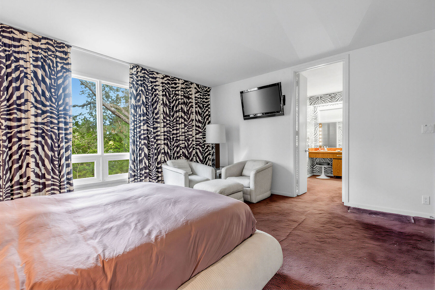  Bridal Path Bungalow - 物件實景