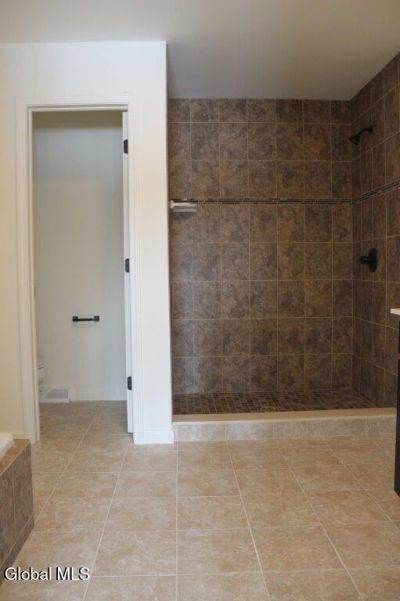 Mechanicville, New York, 12118, United States, 4 Bedrooms Bedrooms, ,3 BathroomsBathrooms,Residential,For Sale,1989044