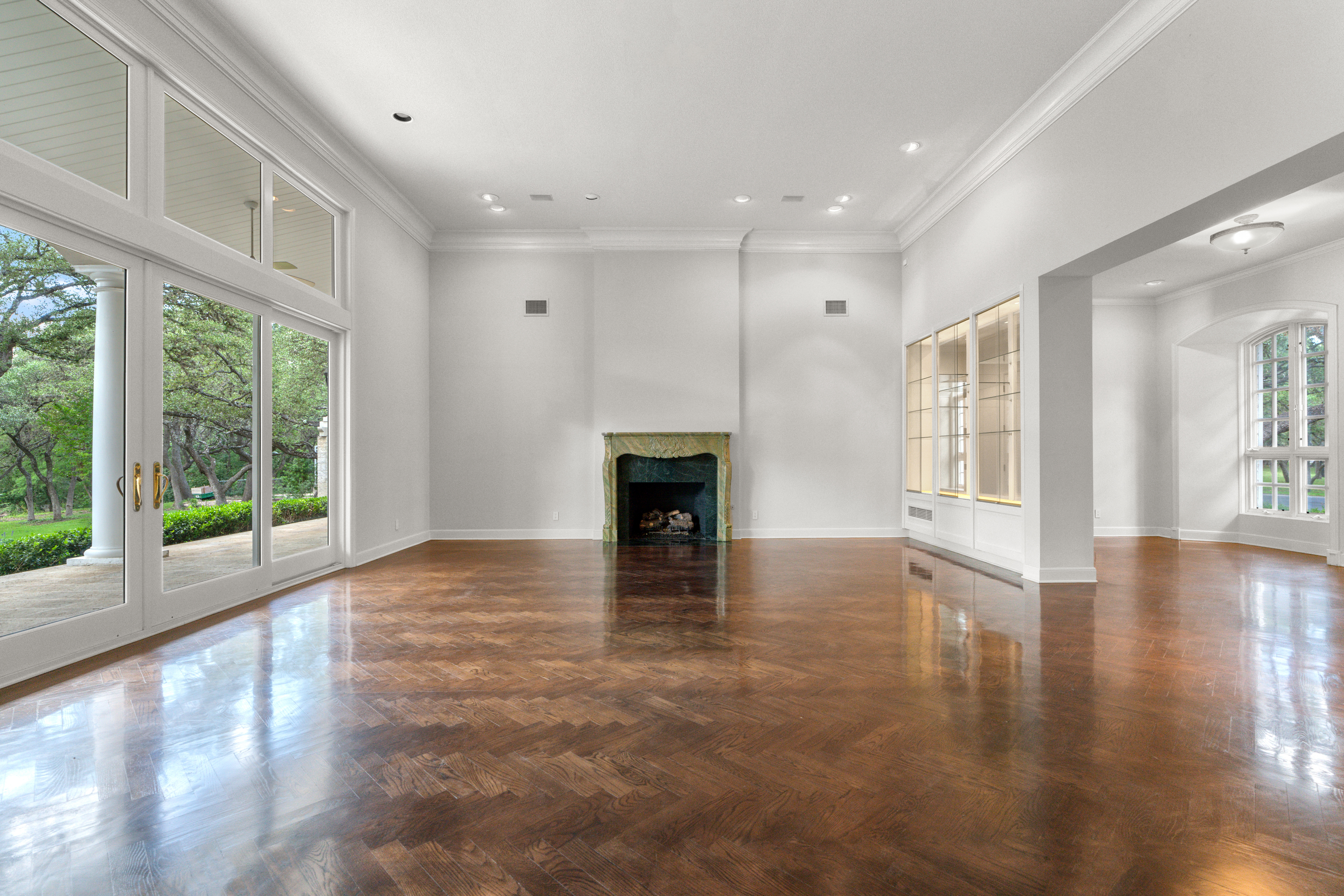  Timeless Estate in the Heart of Hill Country Village - 物件實景