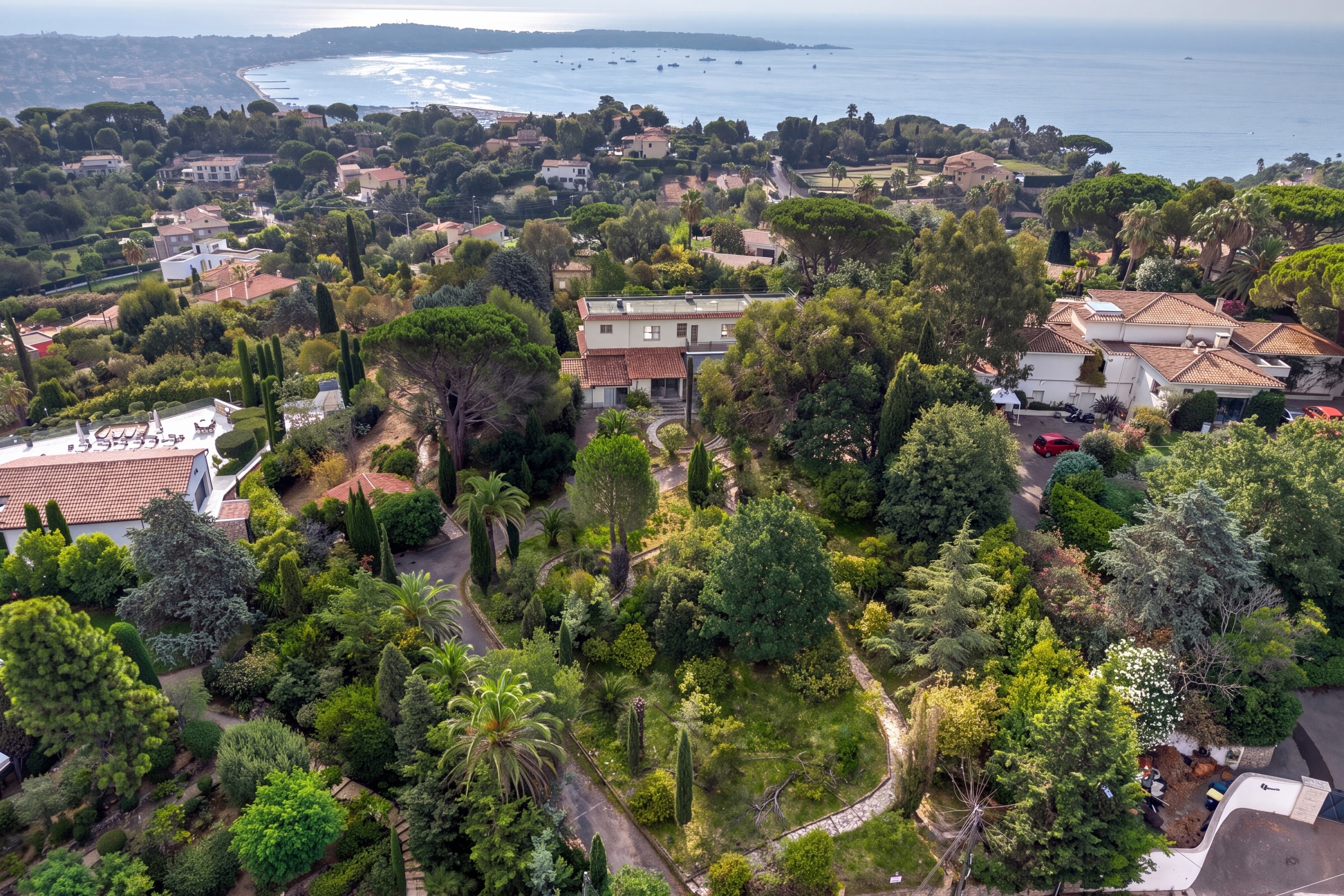  Super Cannes, 6,071 sqm of land with cleared permit for two contemporary sea vi… - 物件實景