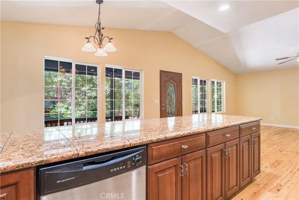 Forest Falls, California, 92339, United States, 3 Bedrooms Bedrooms, ,1 BathroomBathrooms,Residential,For Sale,1878070