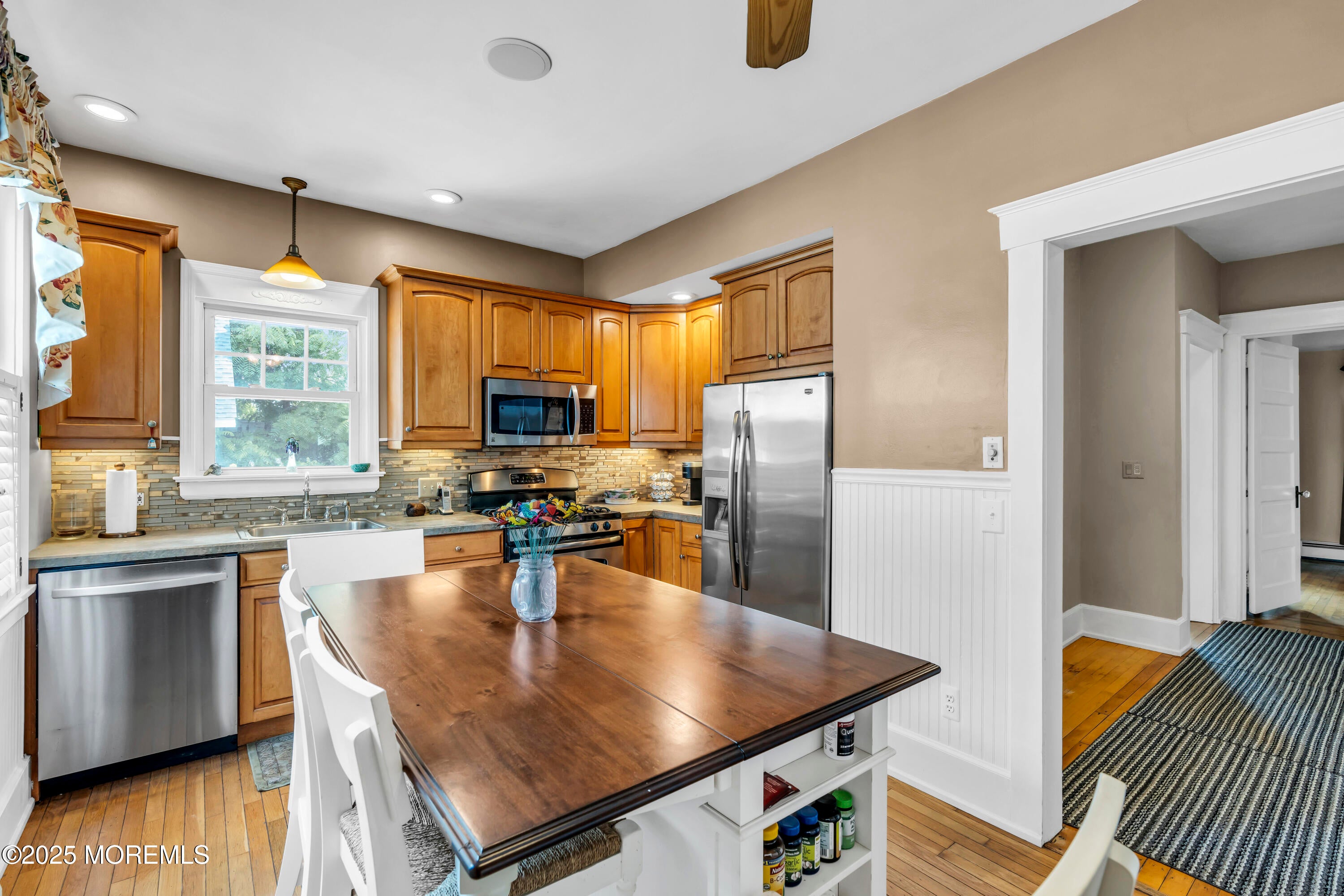 Freehold, New Jersey, 07728, United States, 3 Bedrooms Bedrooms, ,3 BathroomsBathrooms,Residential,For Sale,1983840